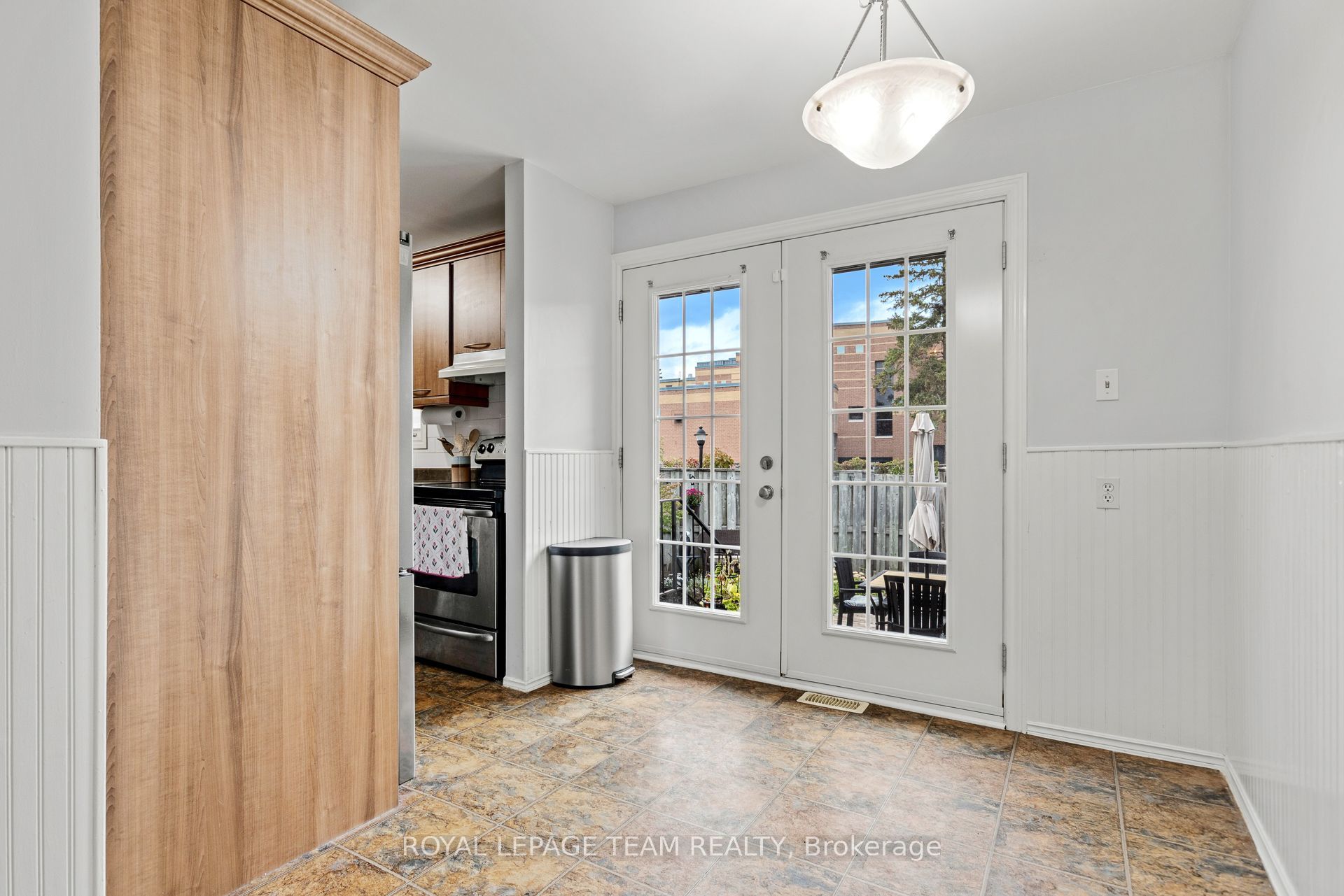455 Kintyre Private 9 Property Photo 11