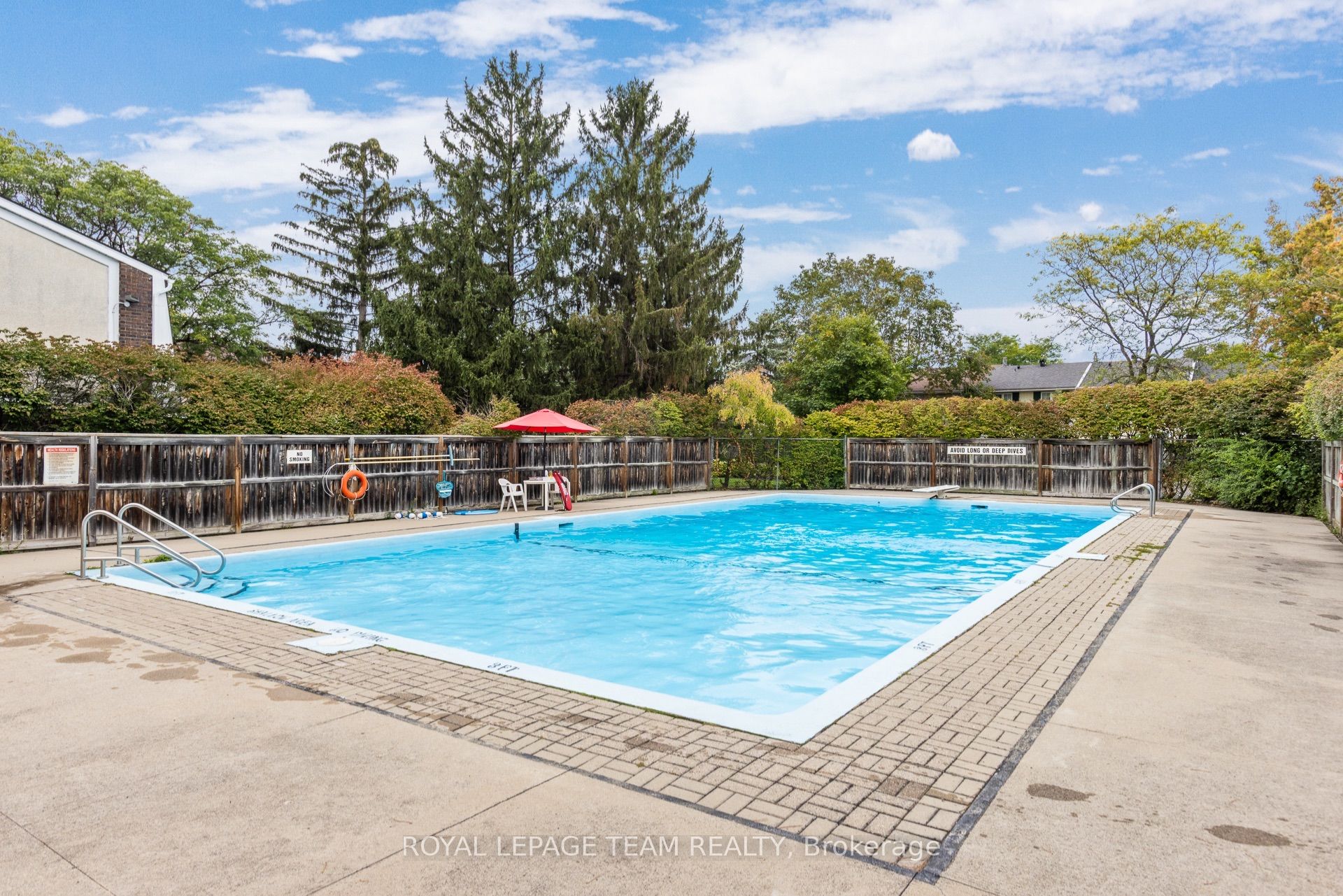 455 Kintyre Private 9 Property Photo 32