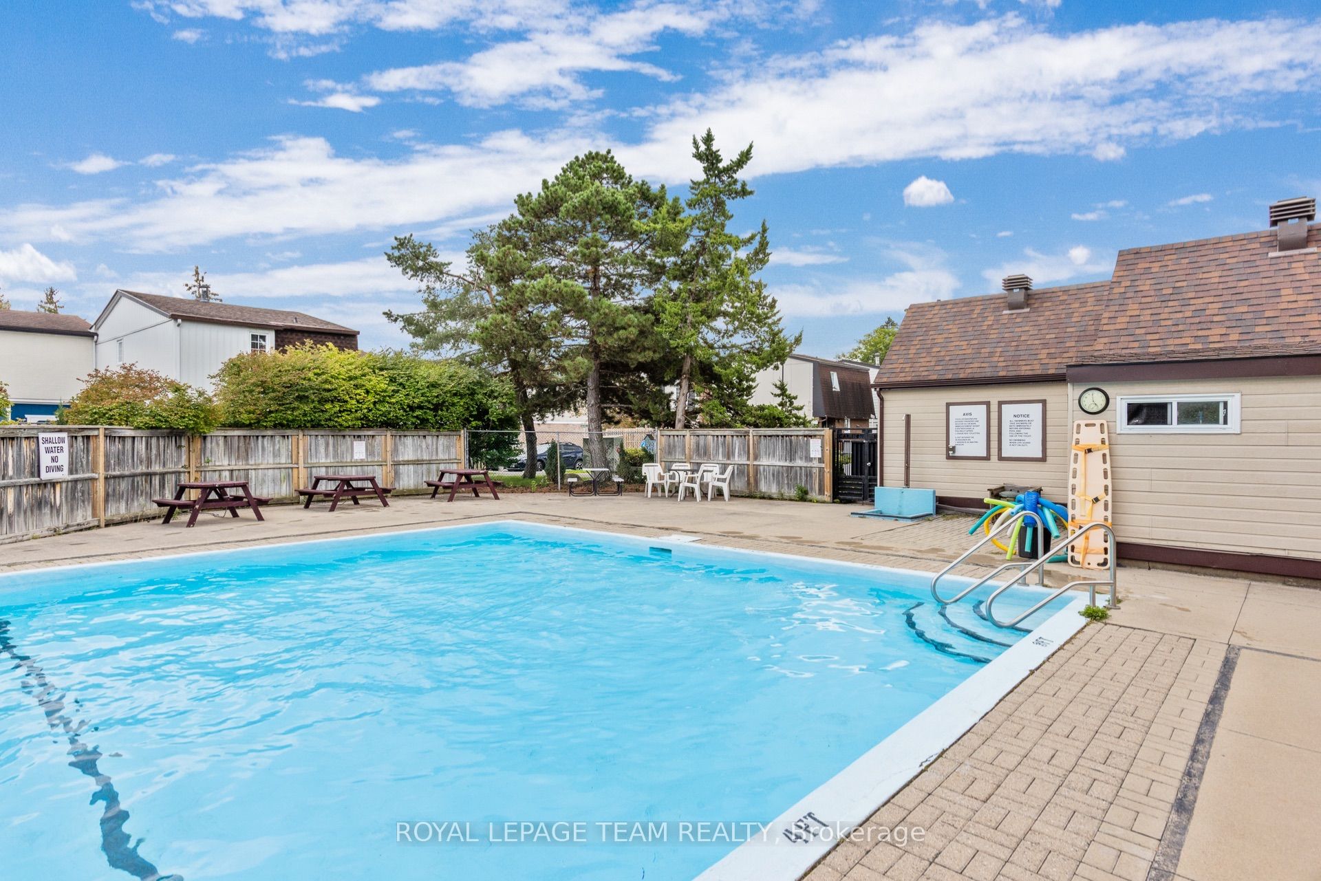 455 Kintyre Private 9 Property Photo 33
