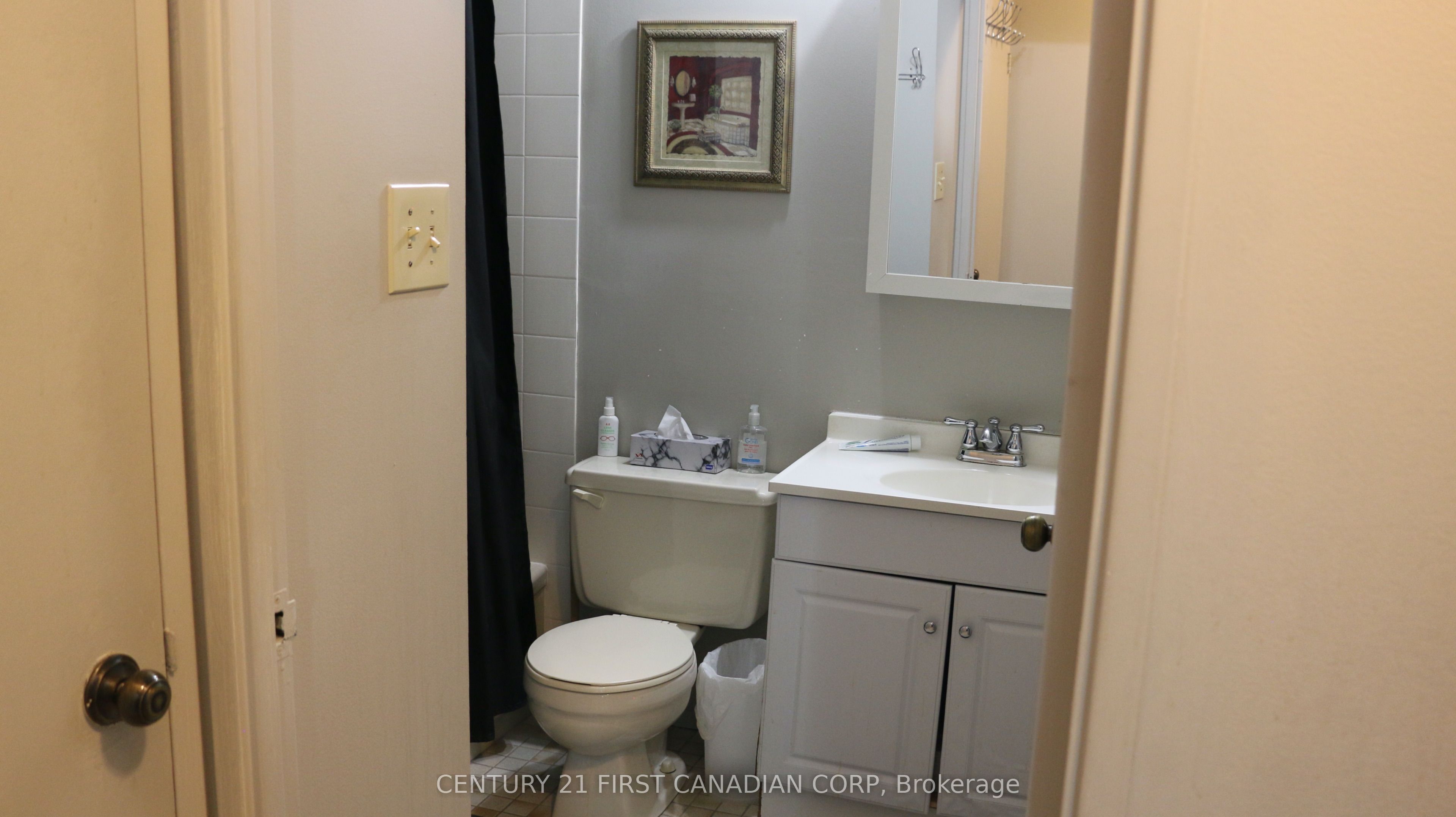 600 Grenfell Drive 207 Property Photo 8