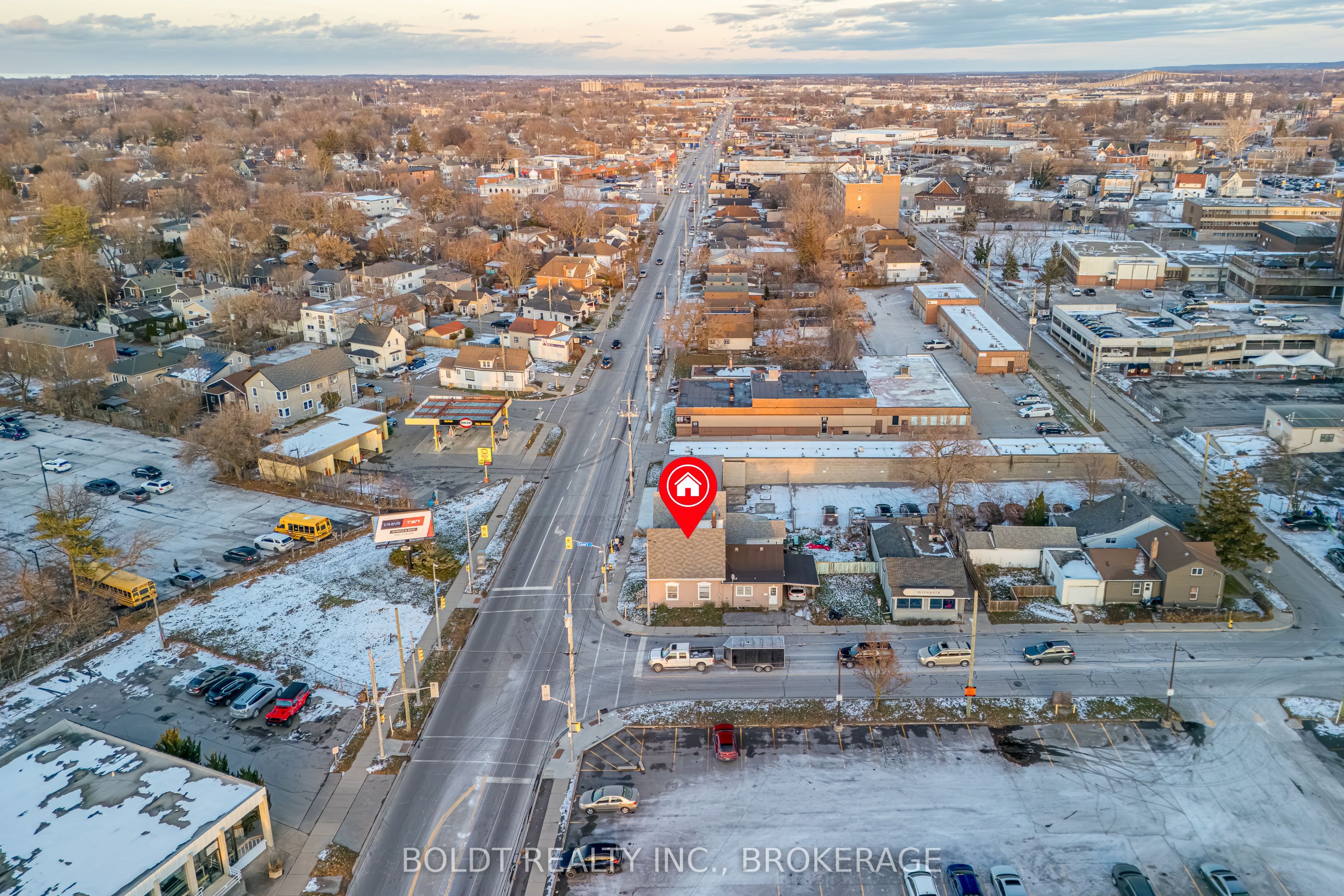 132 Welland Avenue Property Photo 23