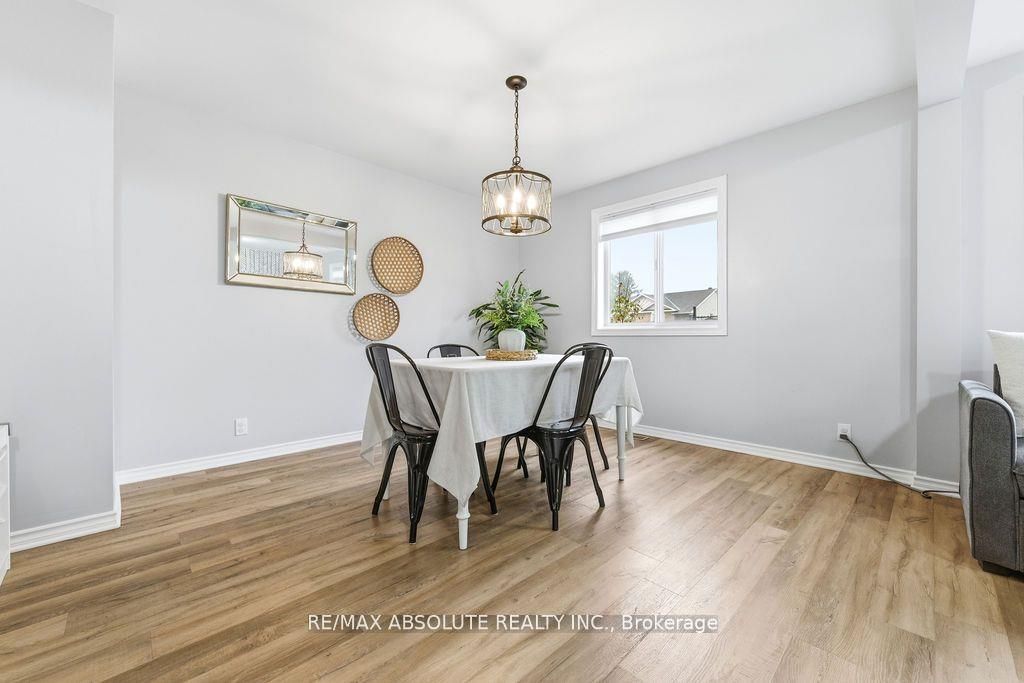 132 Edward Street S Property Photo 8