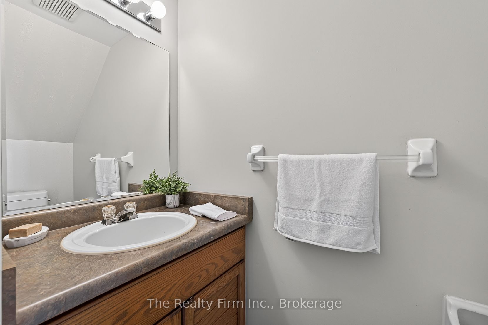 46 Conestoga Road 19 Property Photo 7