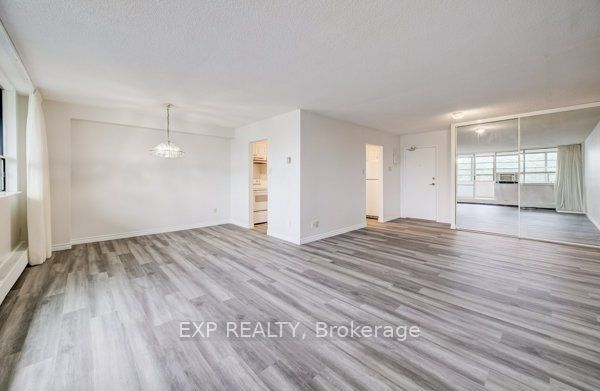 65 Westmount Road N 412 Property Photo 6