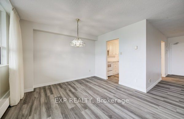 65 Westmount Road N 412 Property Photo 8