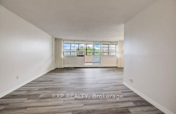 65 Westmount Road N 412 Property Photo 13