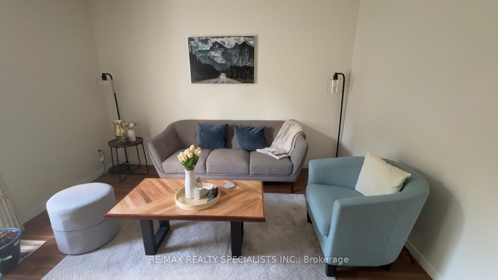 159 Brantwood Park Road 159a Property Photo 4