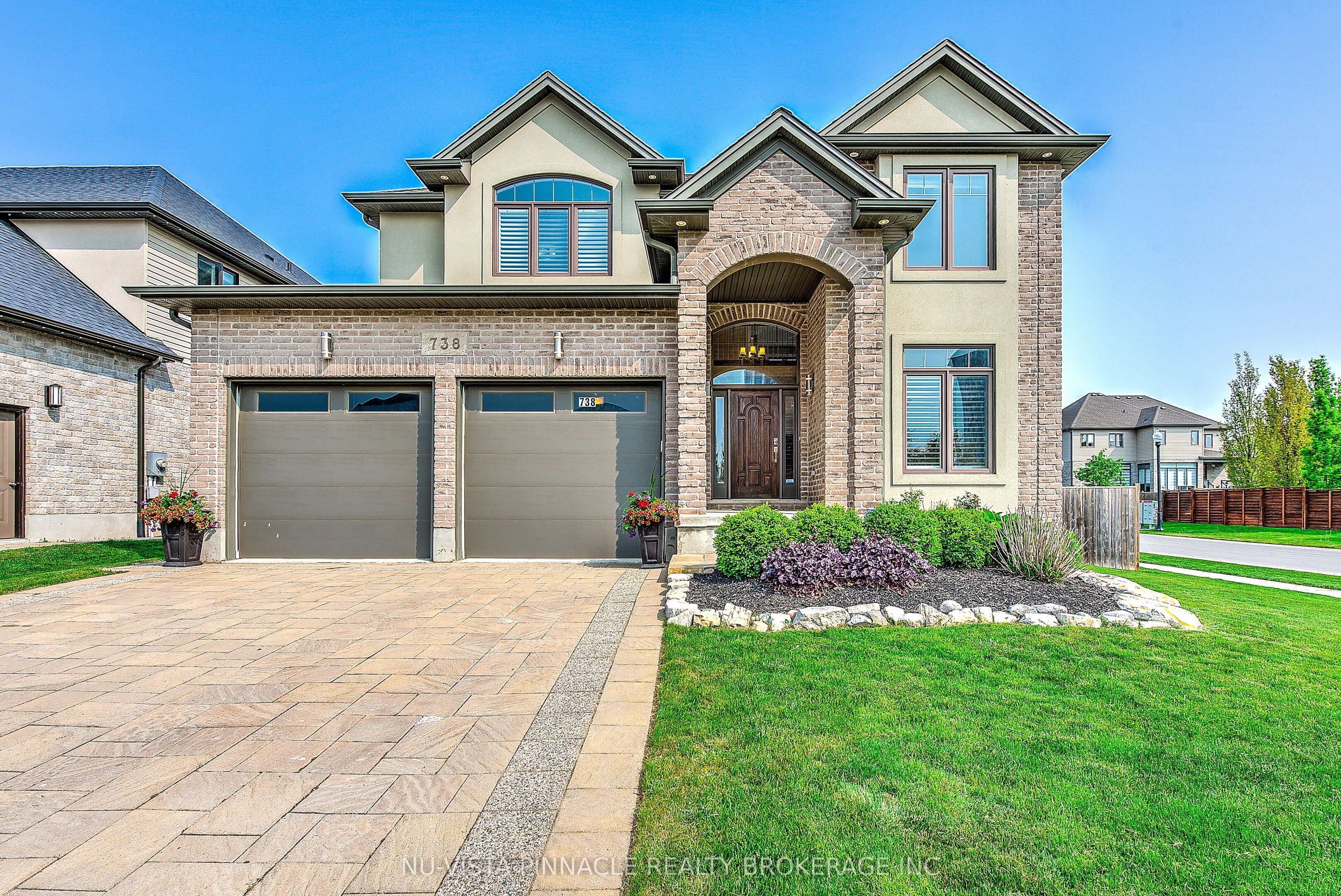 738 Hickoryridge Common
