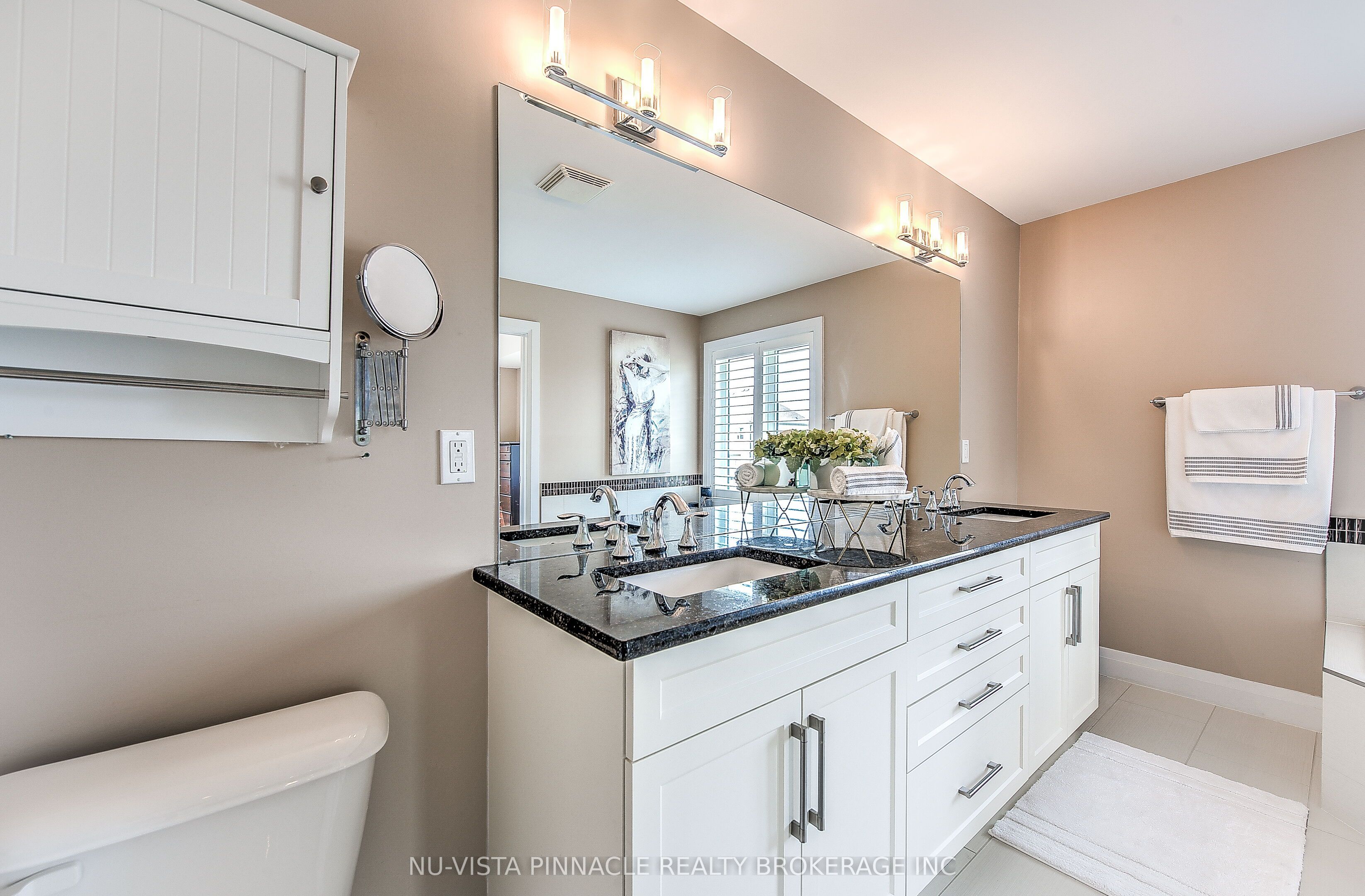 738 Hickoryridge Common Property Photo 30