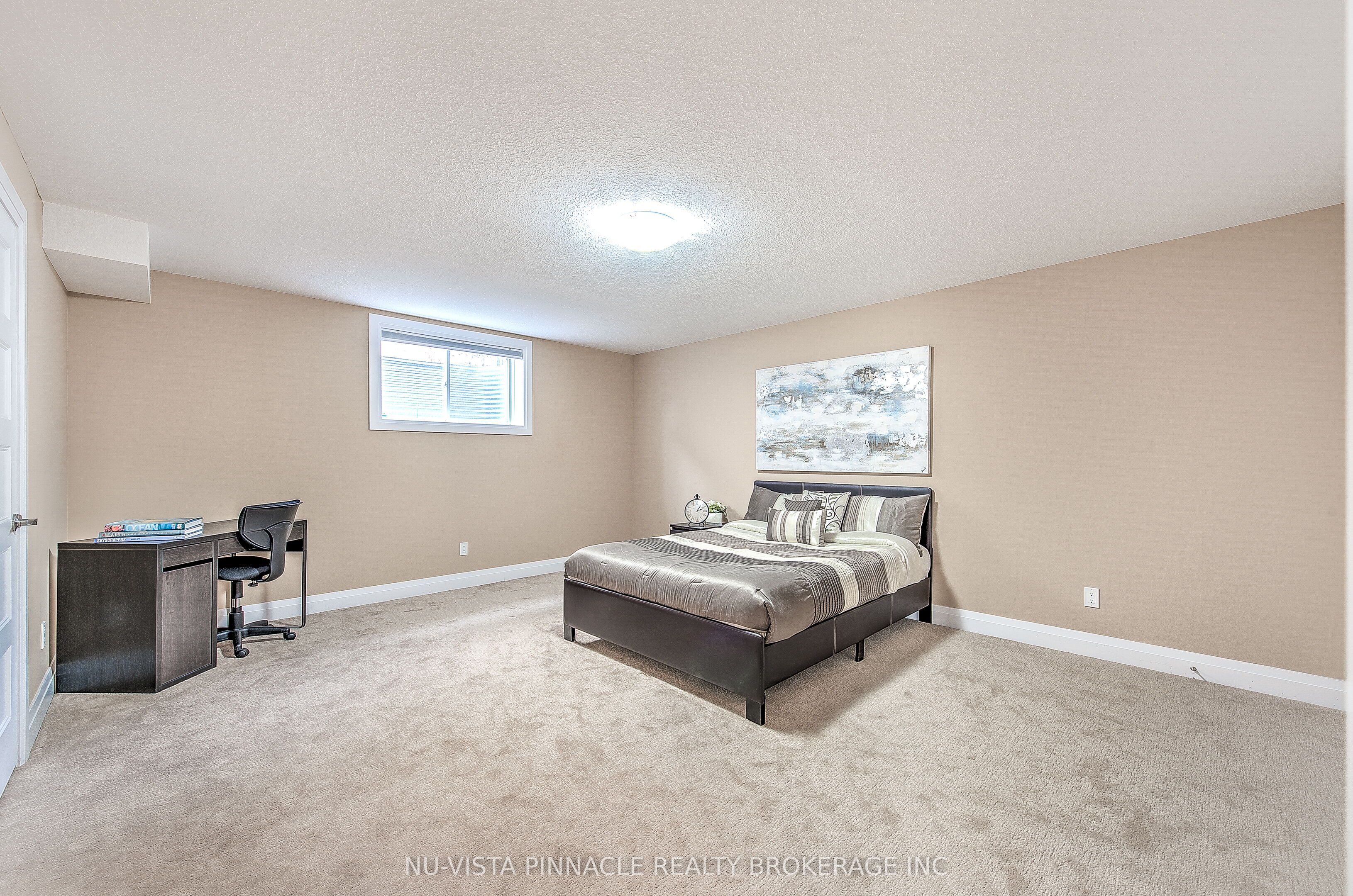 738 Hickoryridge Common Property Photo 40