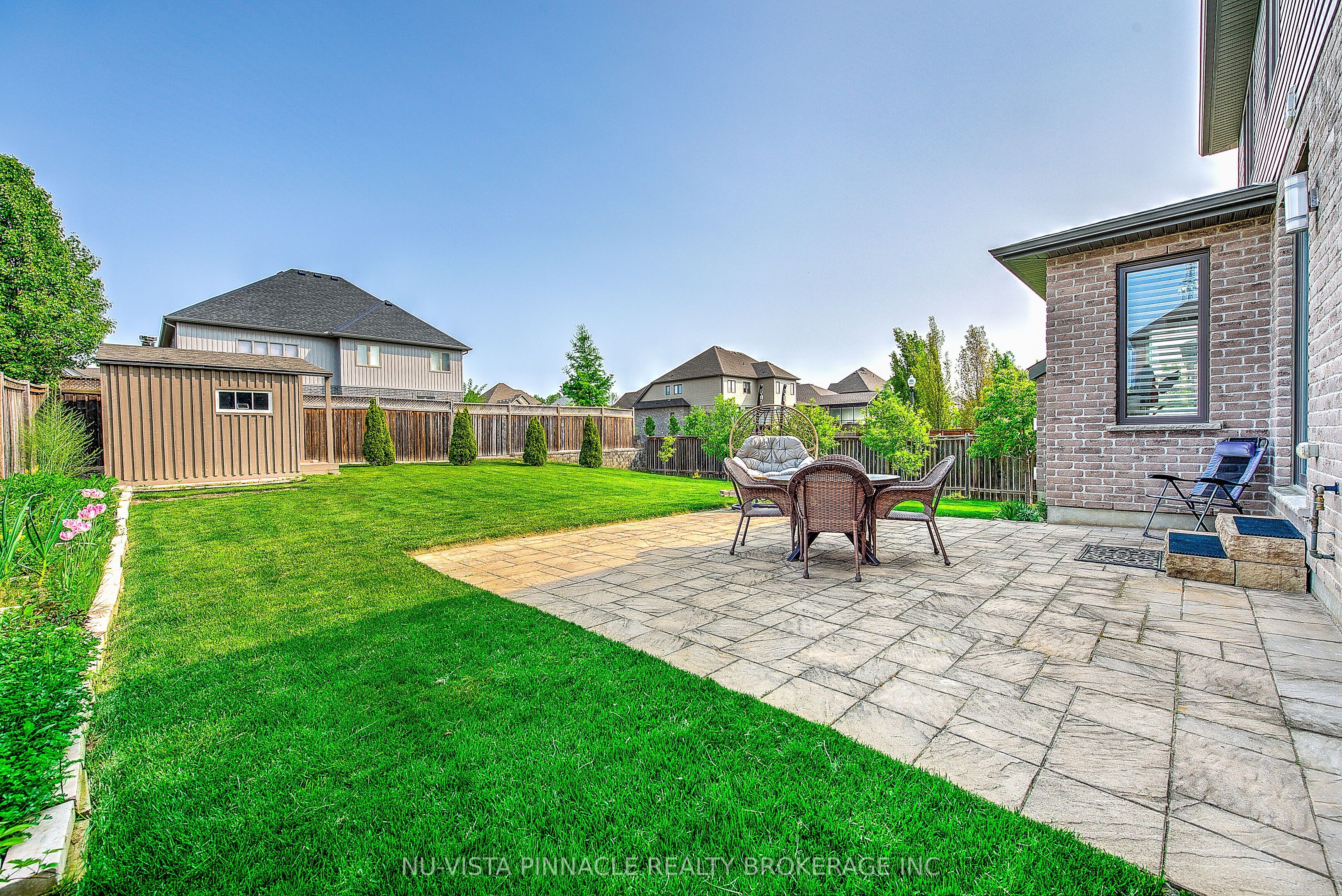 738 Hickoryridge Common Property Photo 45