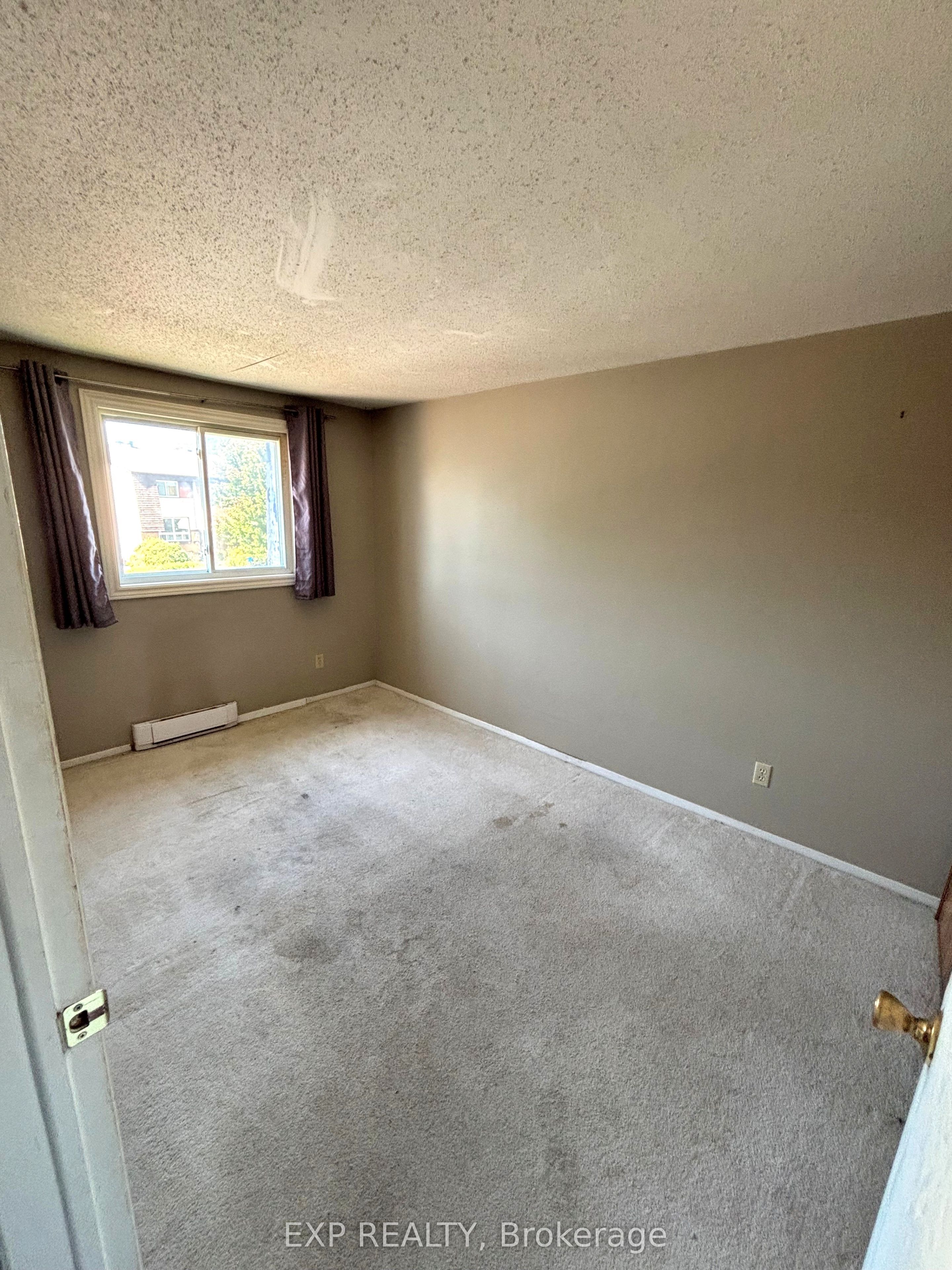 41 Pixley Private 10 Property Photo 6