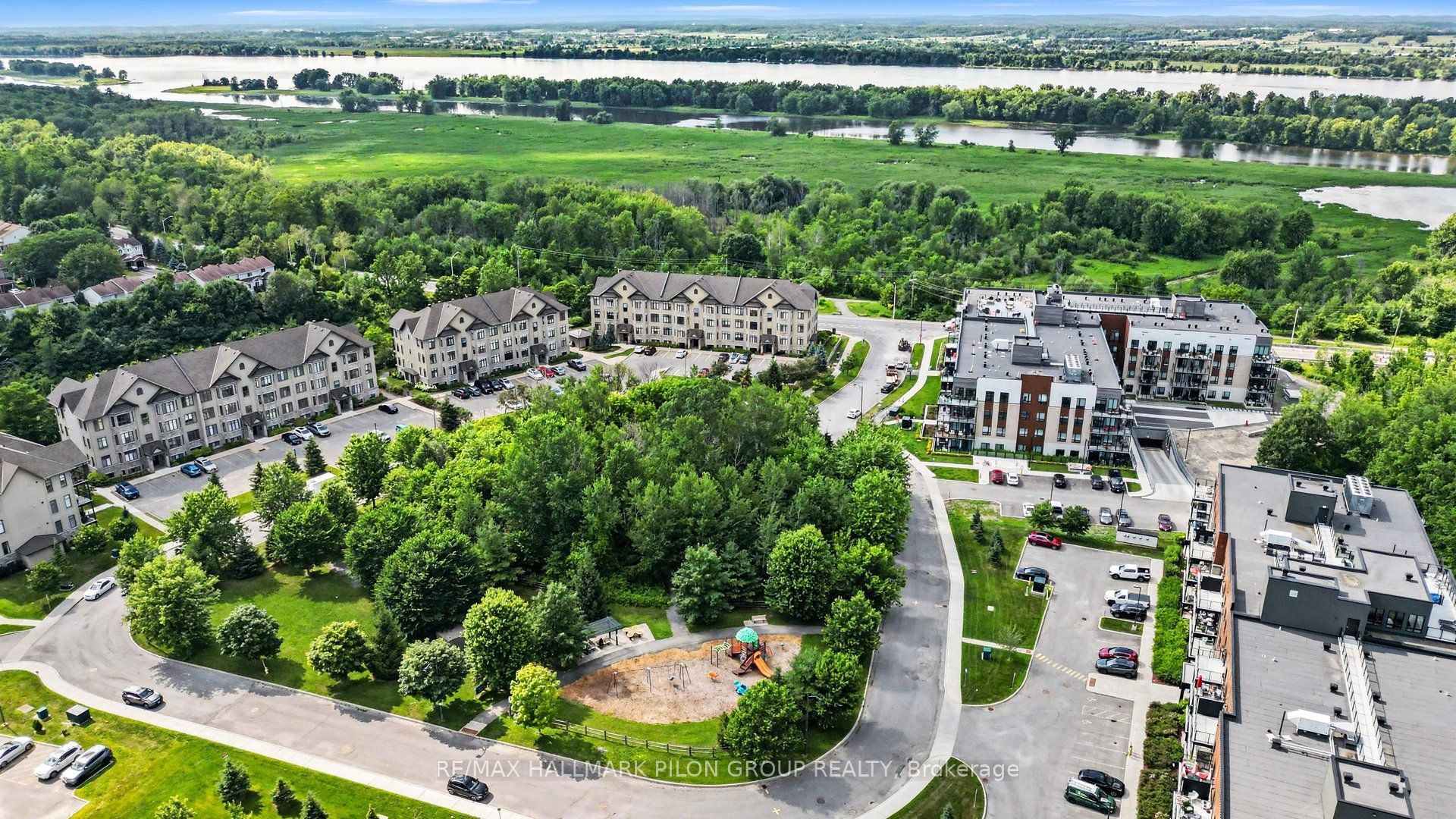 10 Prestige Circle 7 Property Photo 2