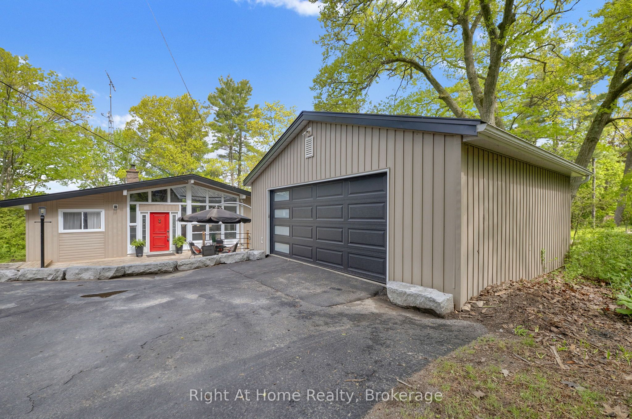 7508 Bamsey Drive Property Photo 9