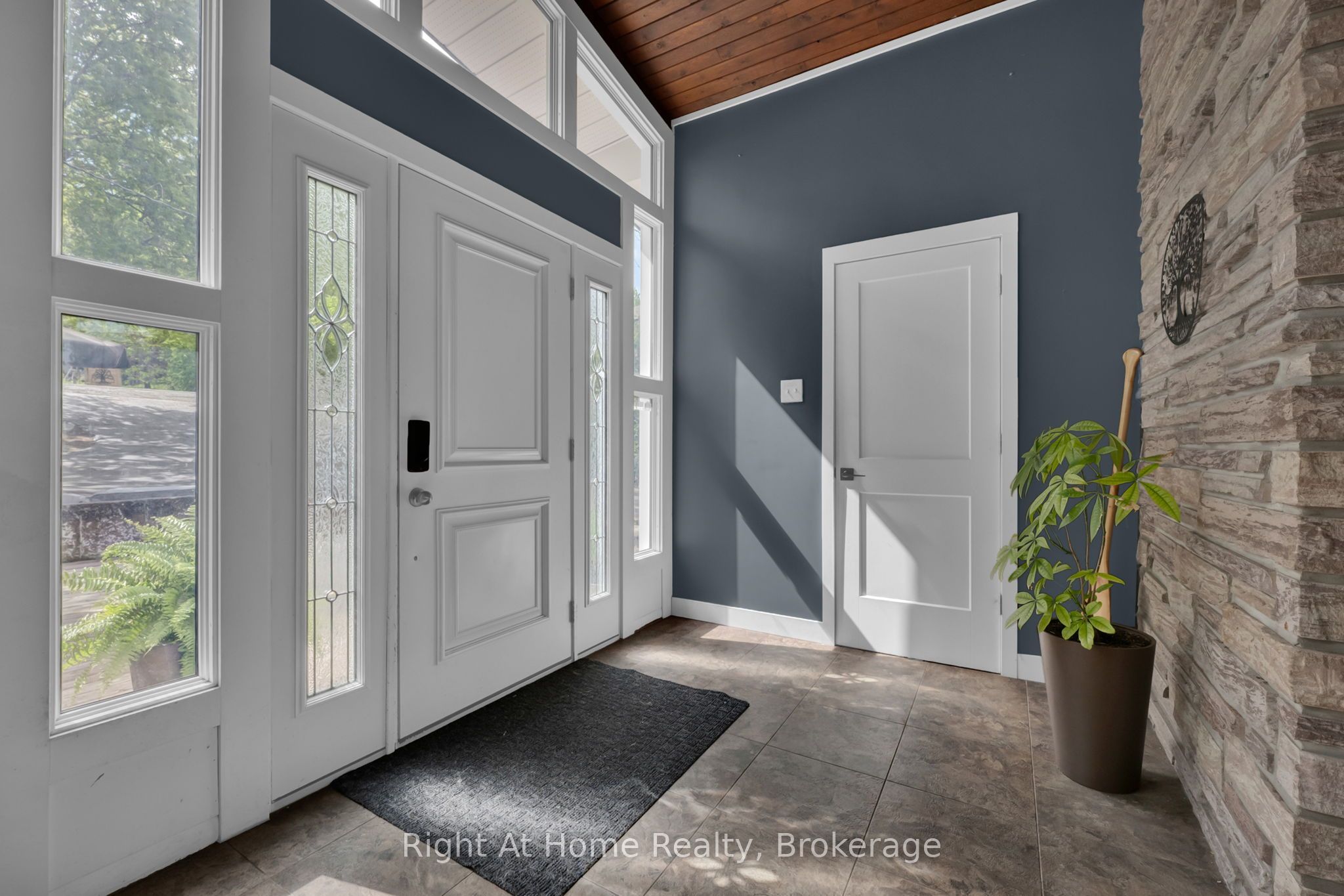 7508 Bamsey Drive Property Photo 10