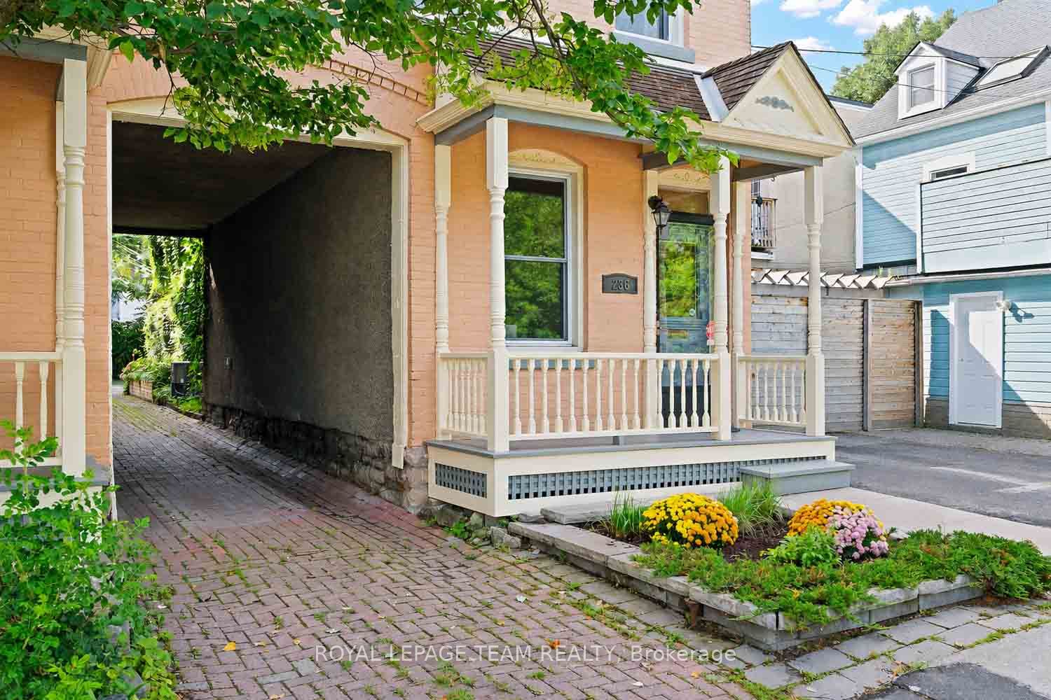 236 Cathcart Street