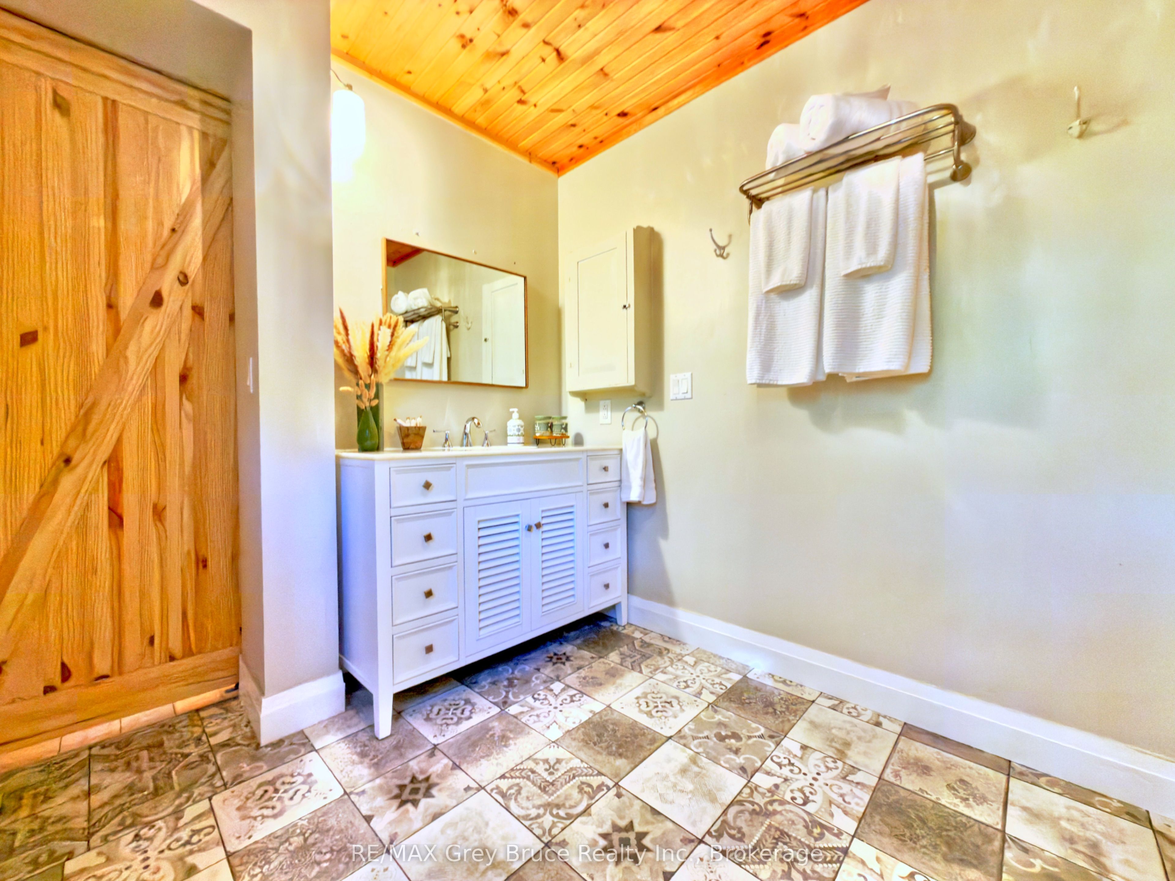 67 Big Tub Road Property Photo 18