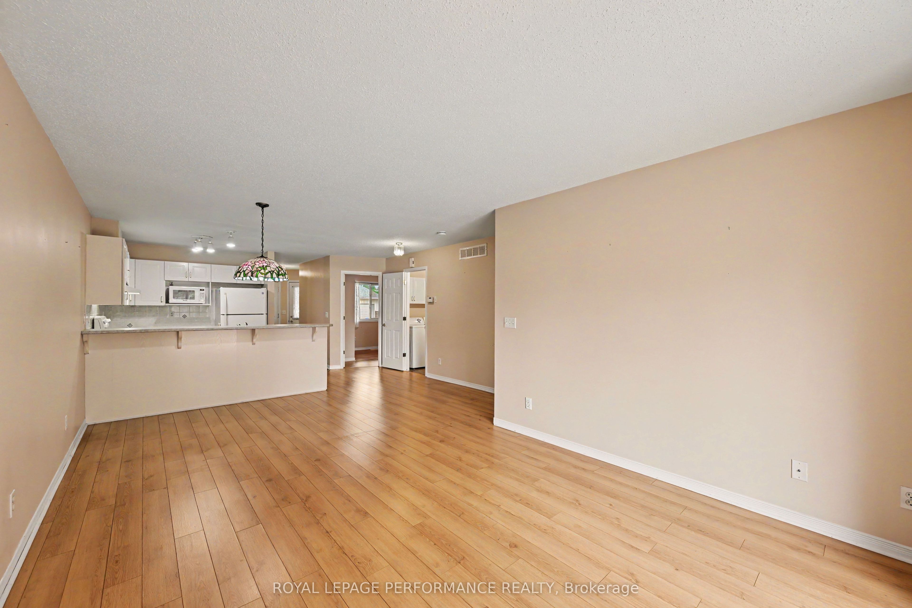 18 Daphne Crescent Property Photo 5