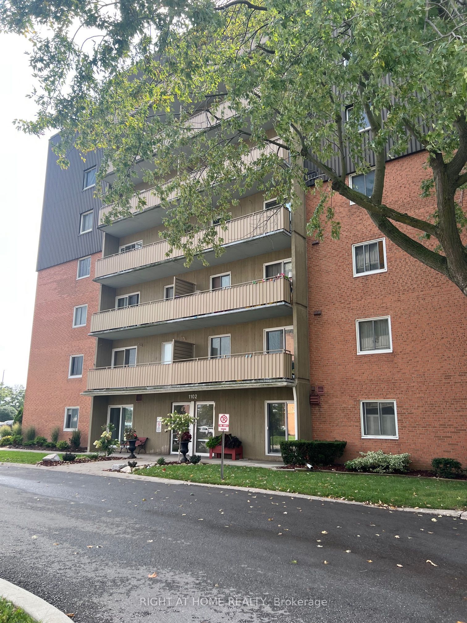 1102 Jalna Boulevard 708 Property Photo 1