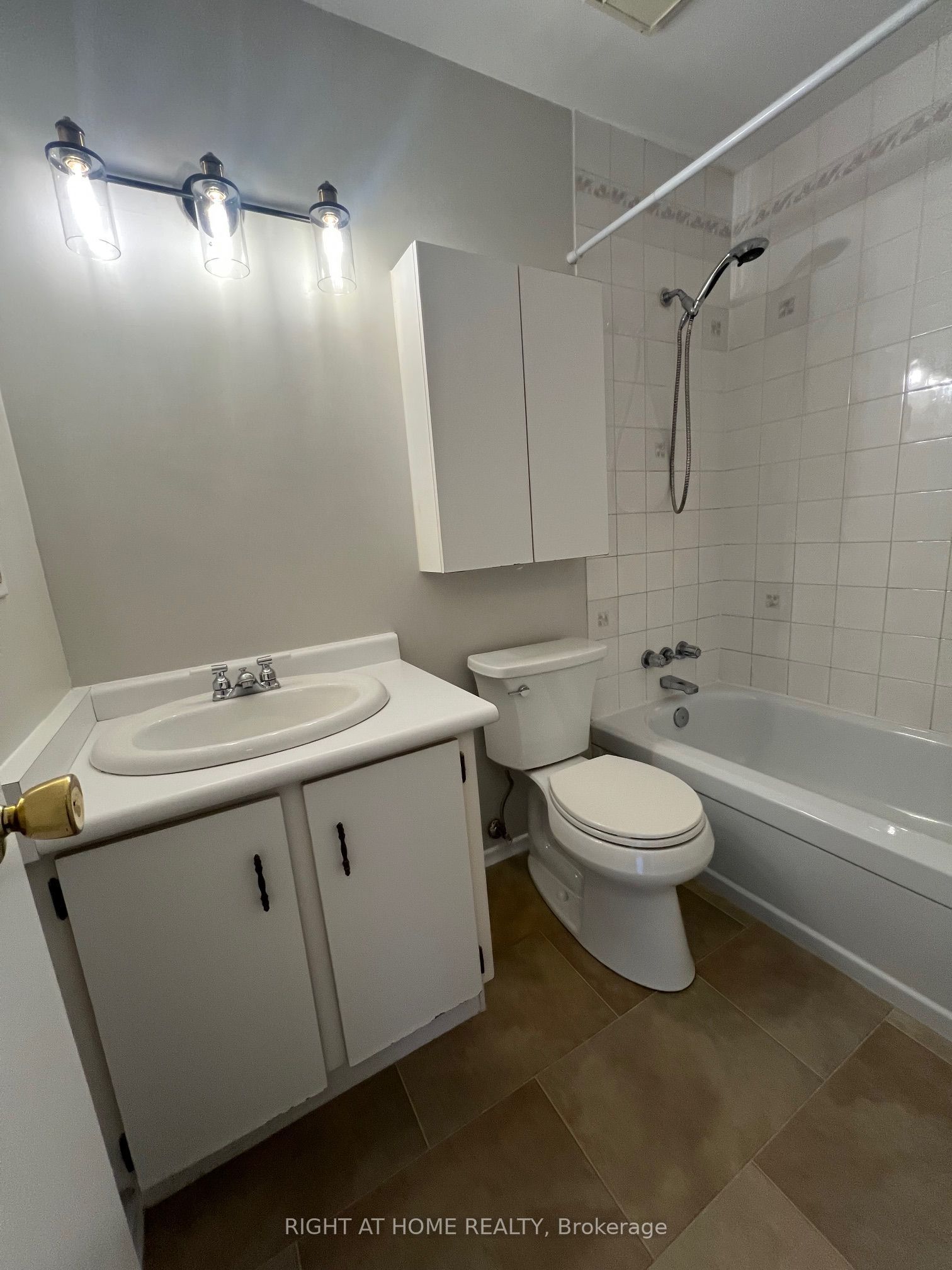 1102 Jalna Boulevard 708 Property Photo 21