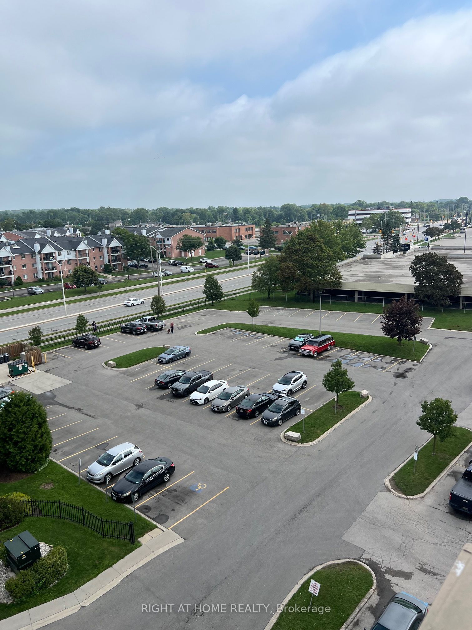 1102 Jalna Boulevard 708 Property Photo 22