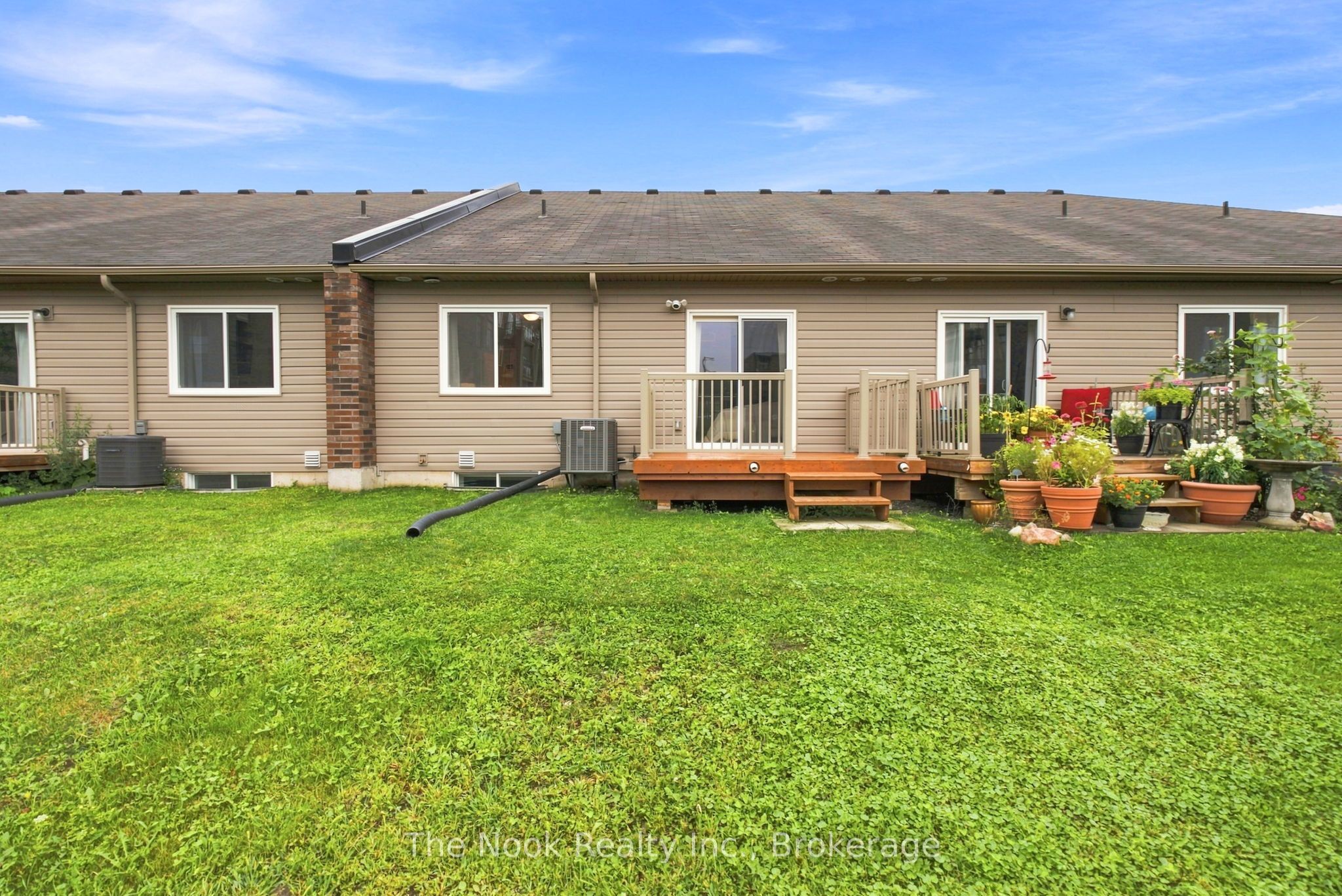 17 Braeburn Street Property Photo 45
