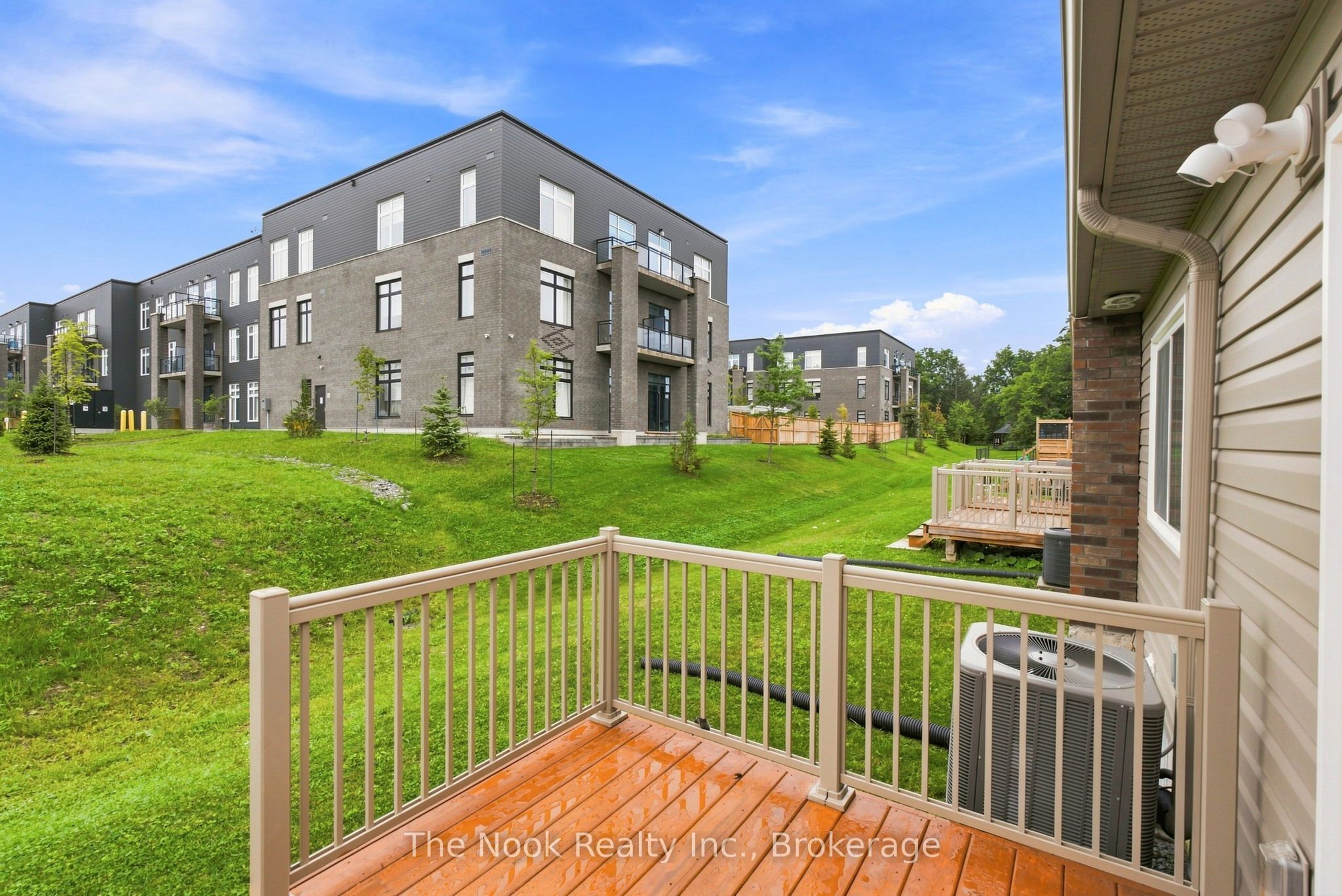 17 Braeburn Street Property Photo 46