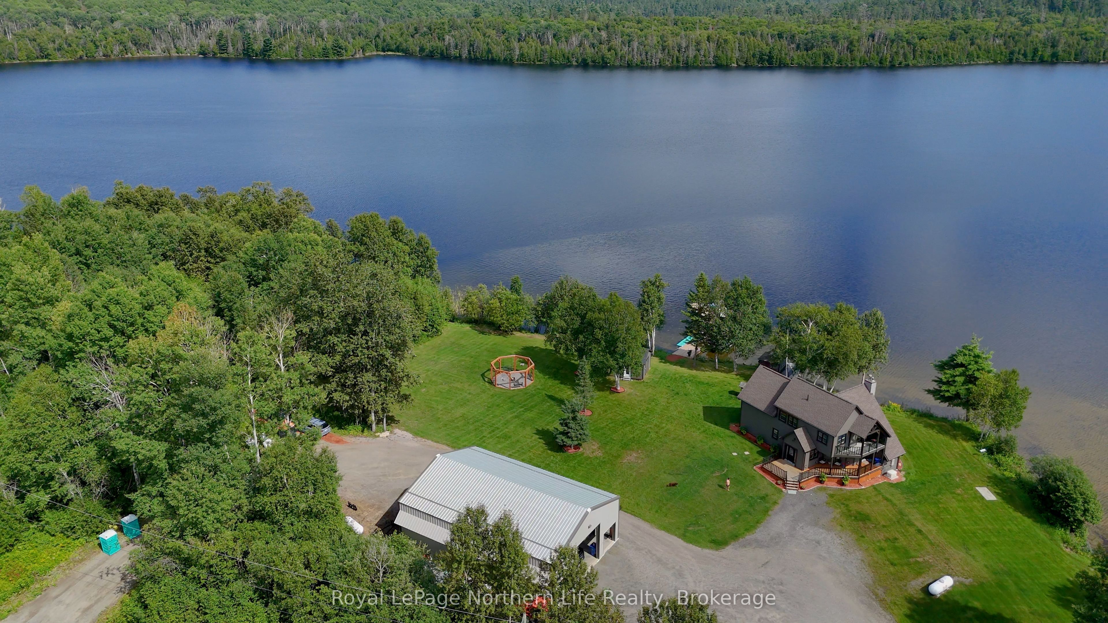 33 White Bear Court Property Photo 1