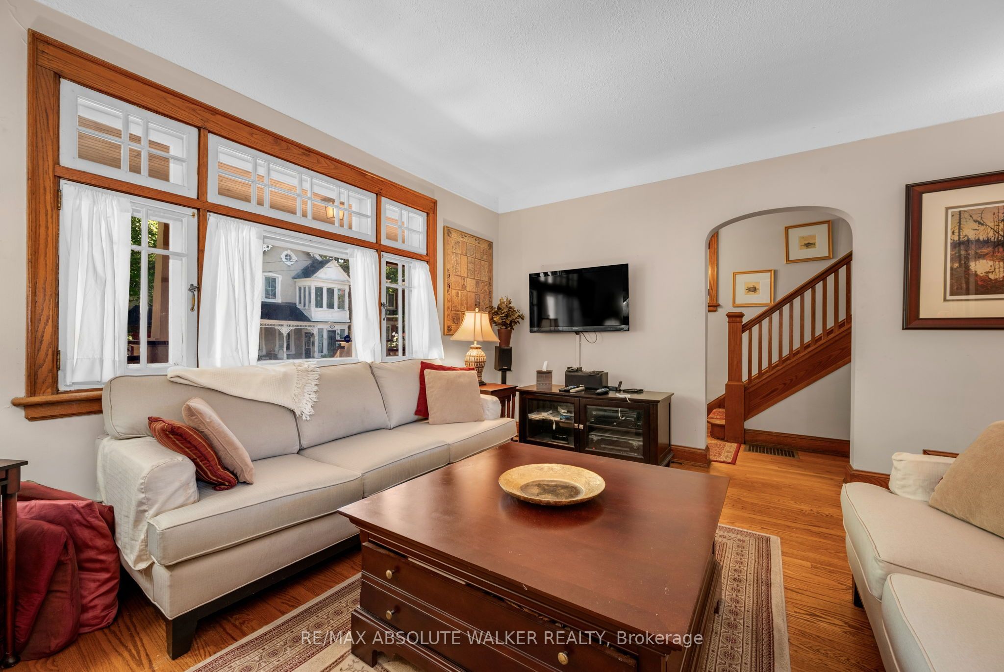 425 Besserer Street Property Photo 10