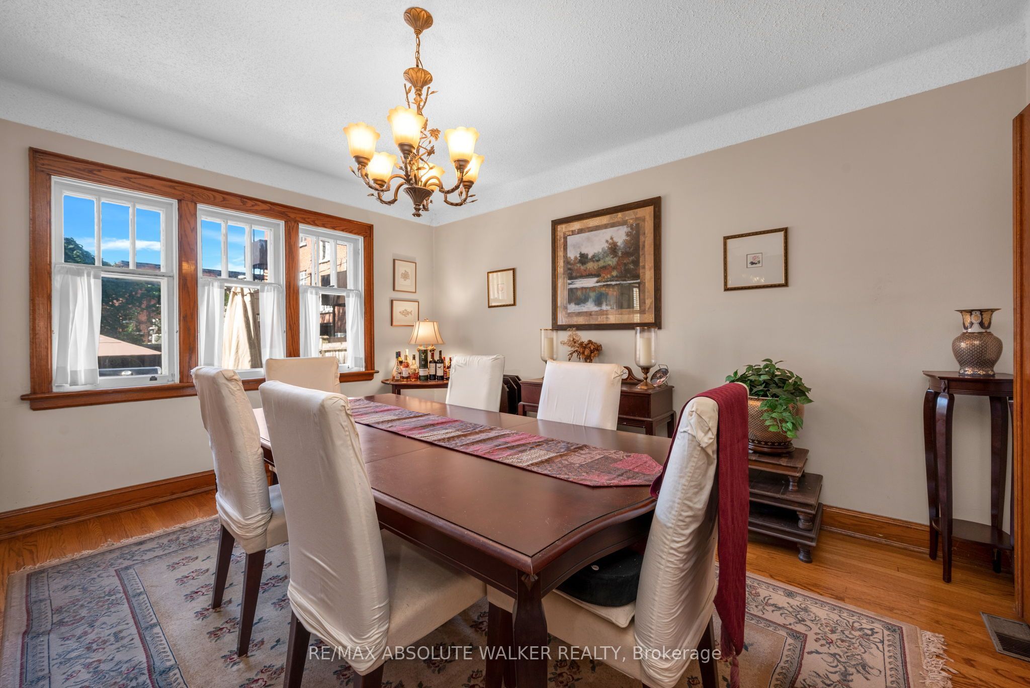 425 Besserer Street Property Photo 12