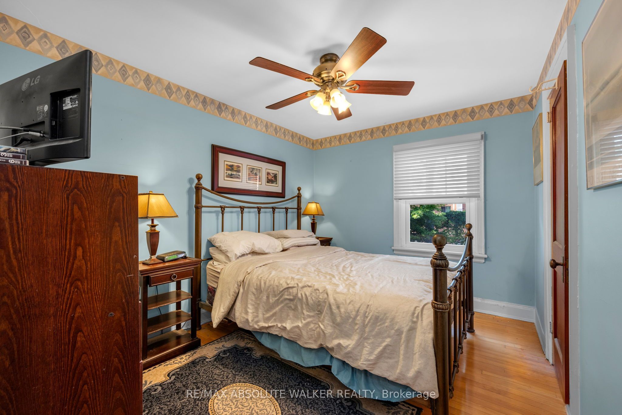 425 Besserer Street Property Photo 23