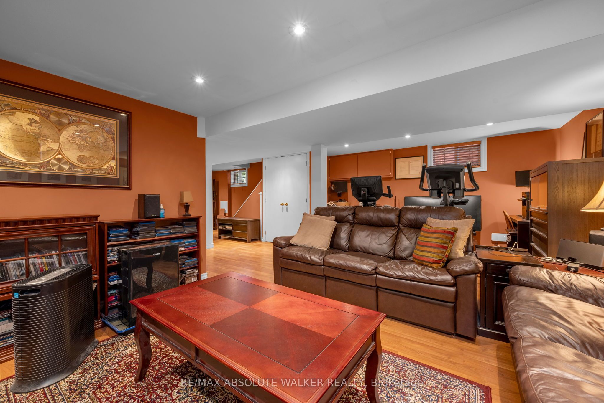 425 Besserer Street Property Photo 29