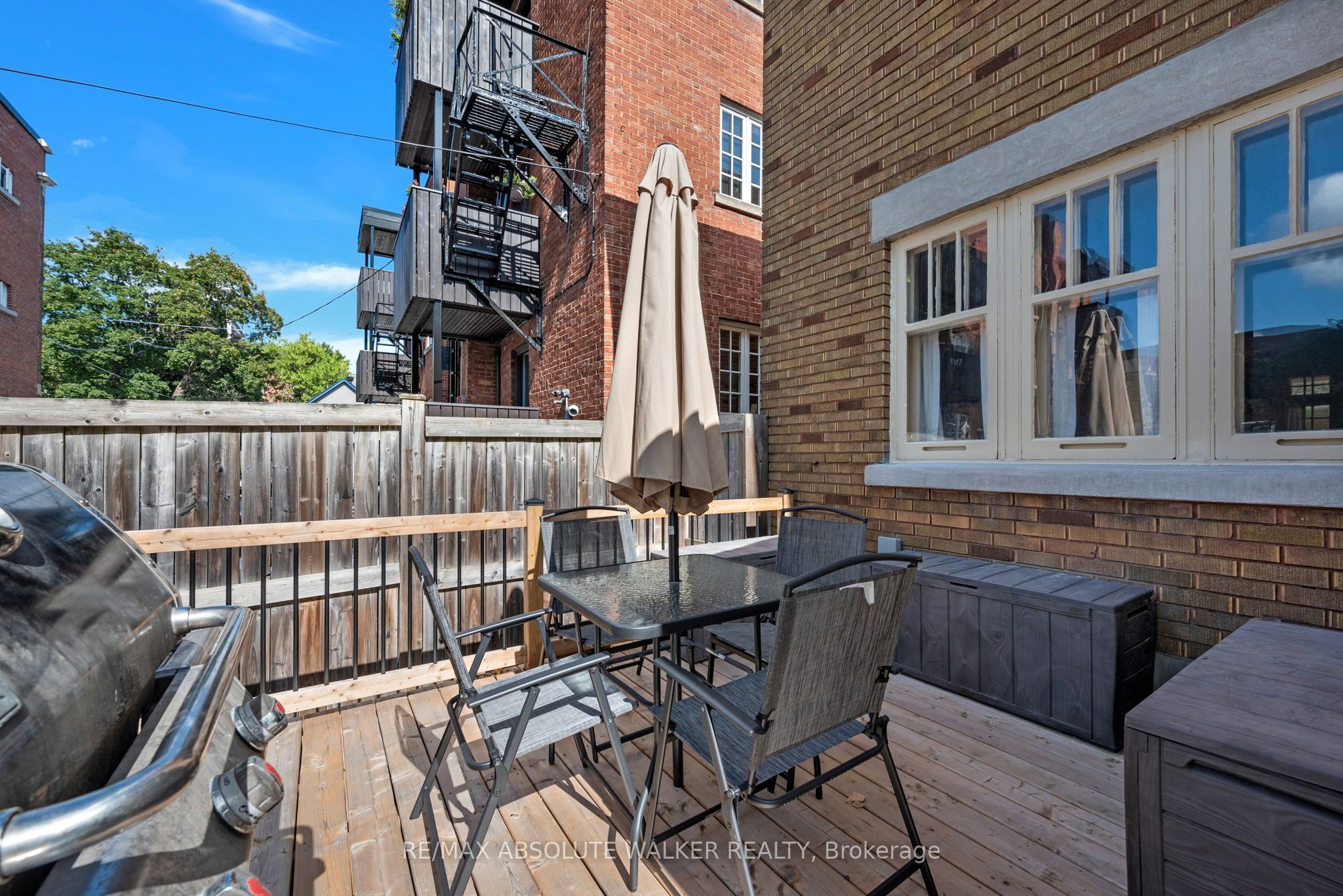 425 Besserer Street Property Photo 34
