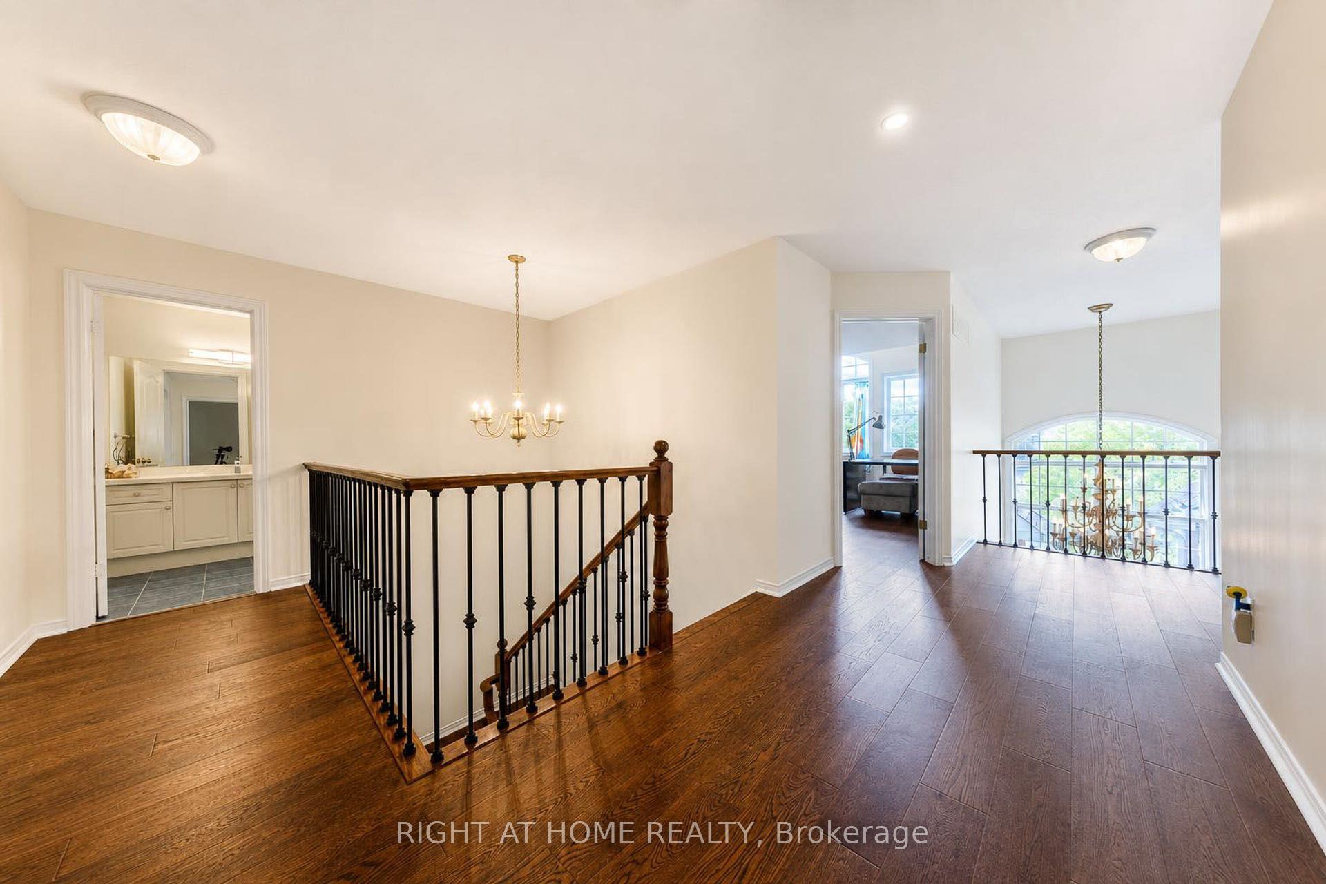 27 Thoroughbred Boulevard Property Photo 24