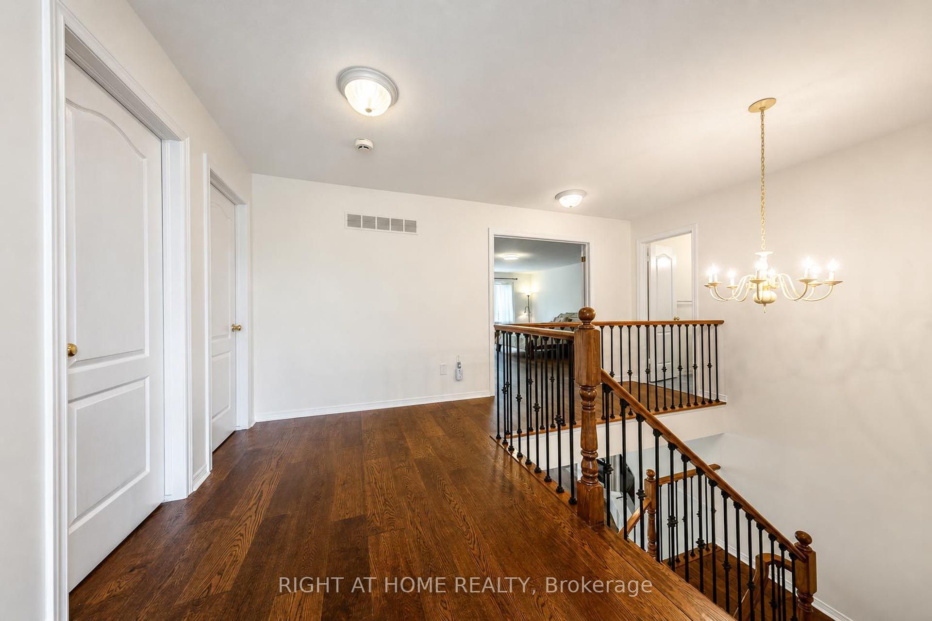 27 Thoroughbred Boulevard Property Photo 38