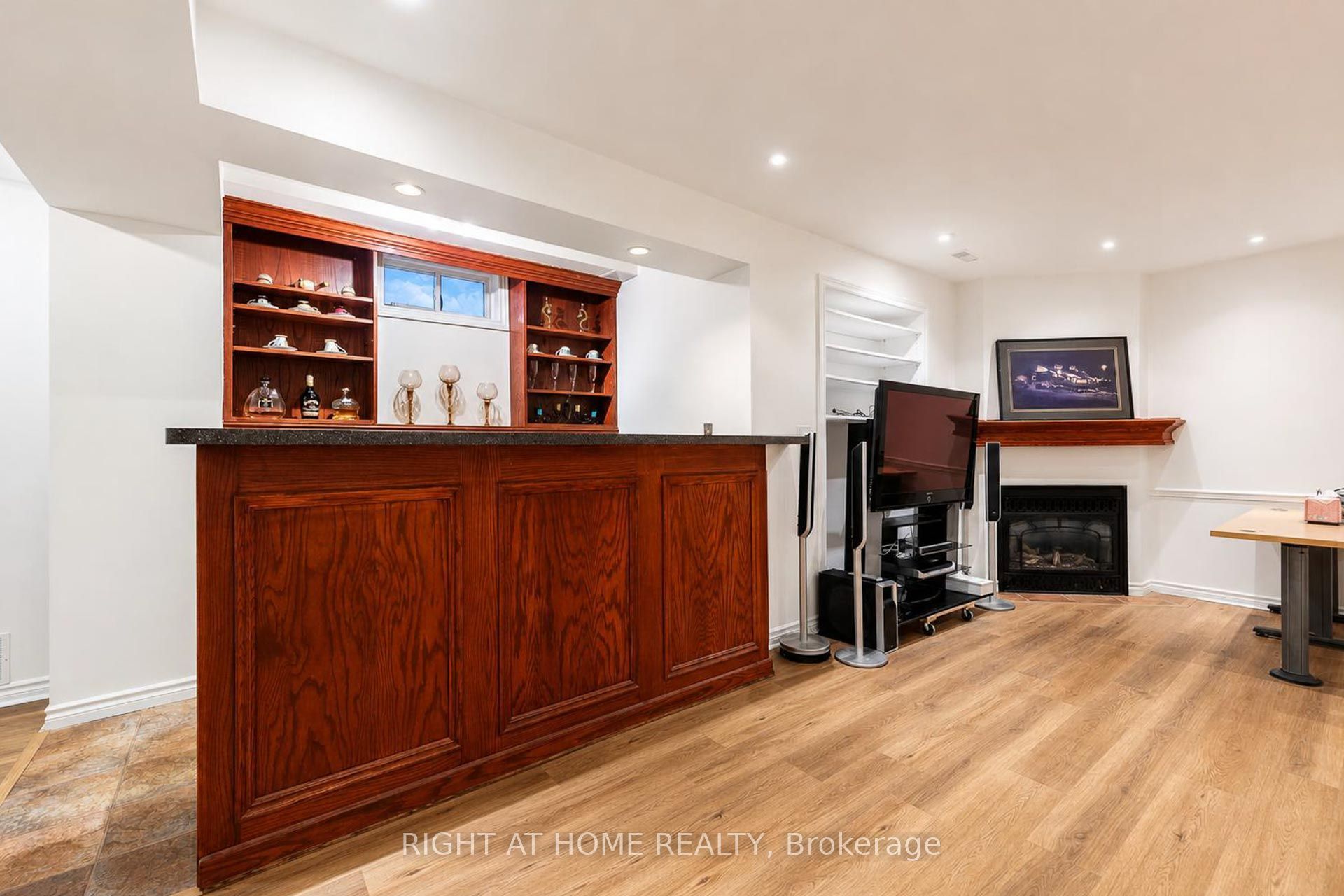 27 Thoroughbred Boulevard Property Photo 43