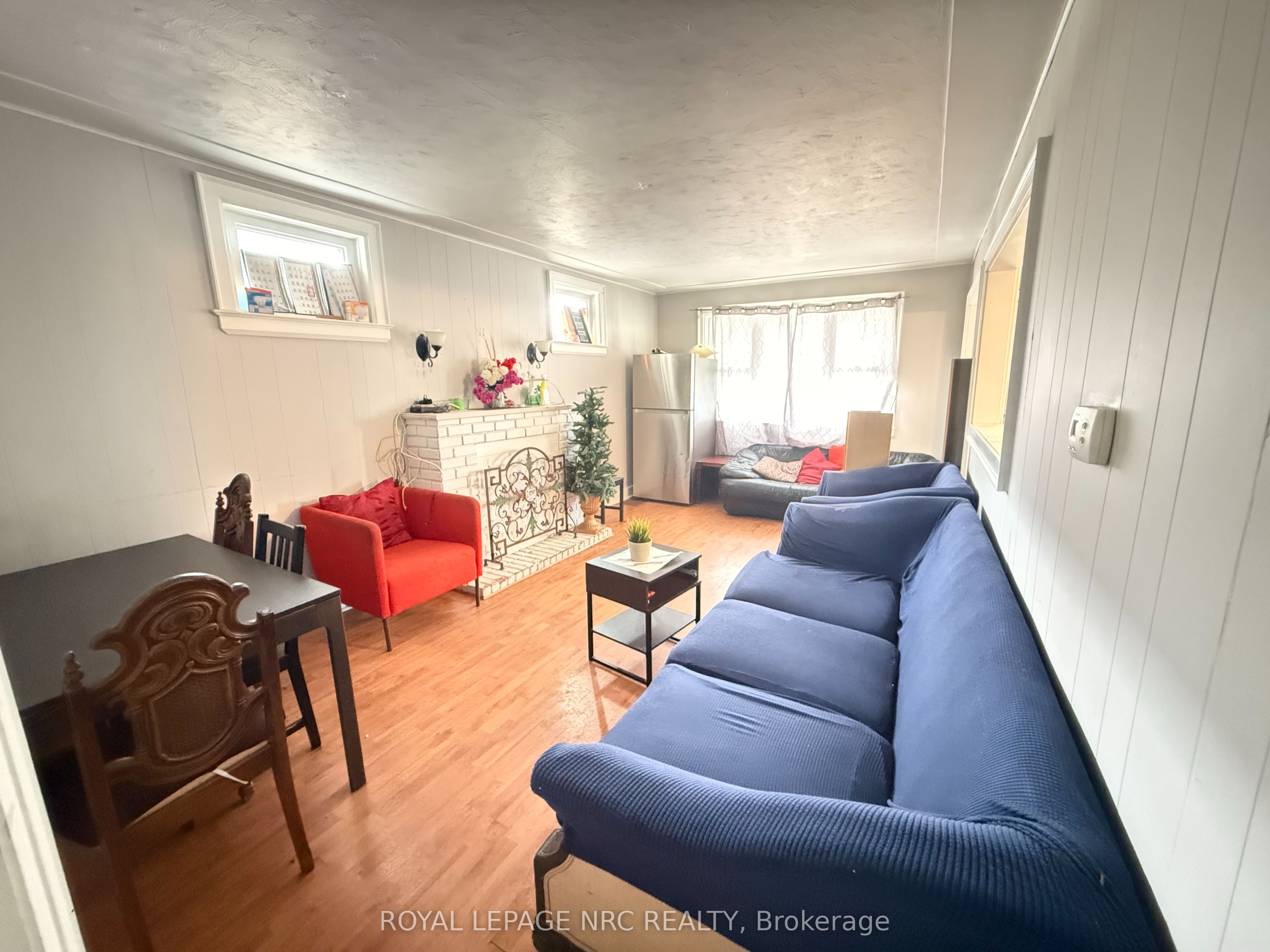 5583 Byng Avenue Property Photo 2