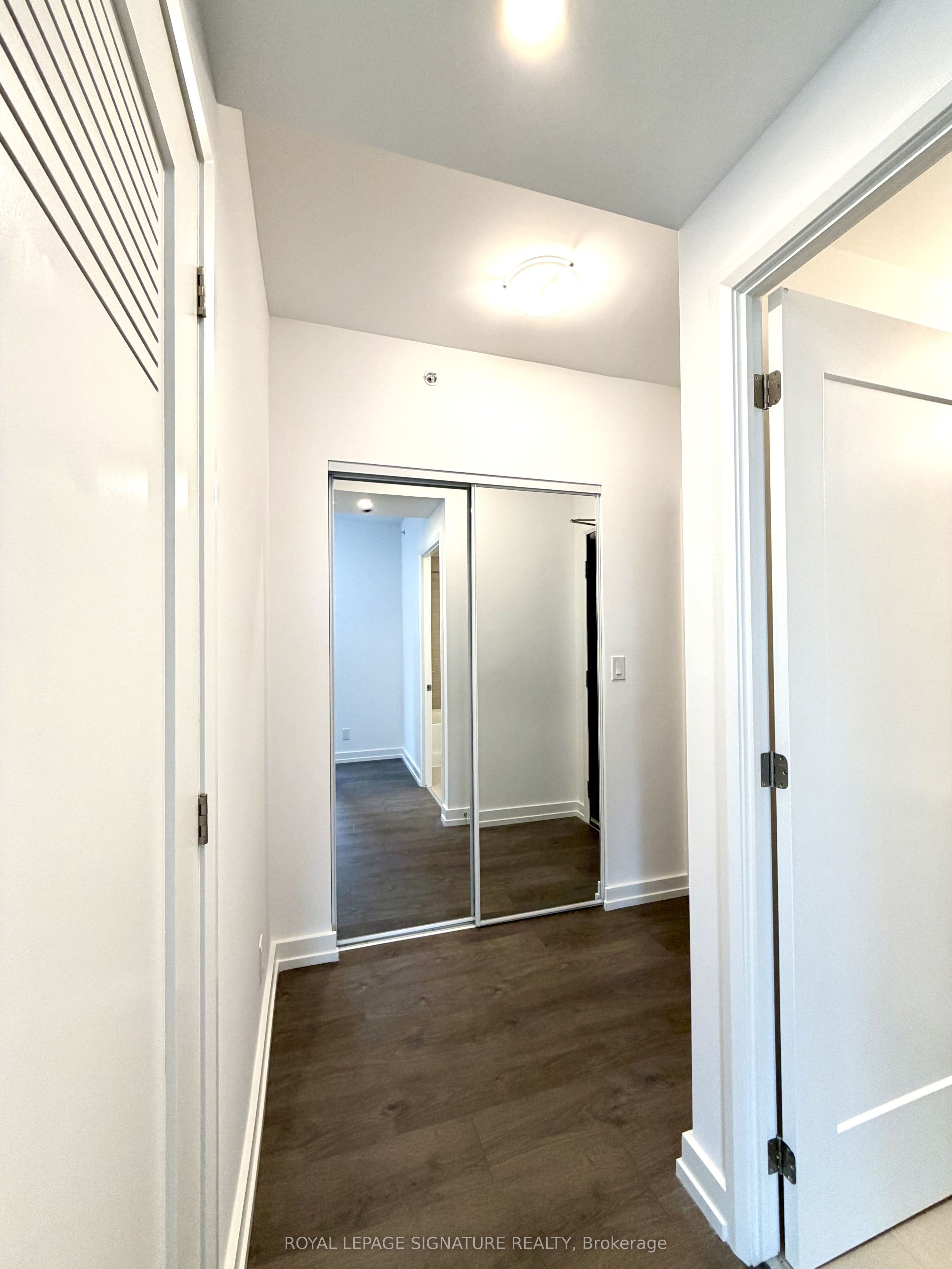 75 James Street 1414 Property Photo 14