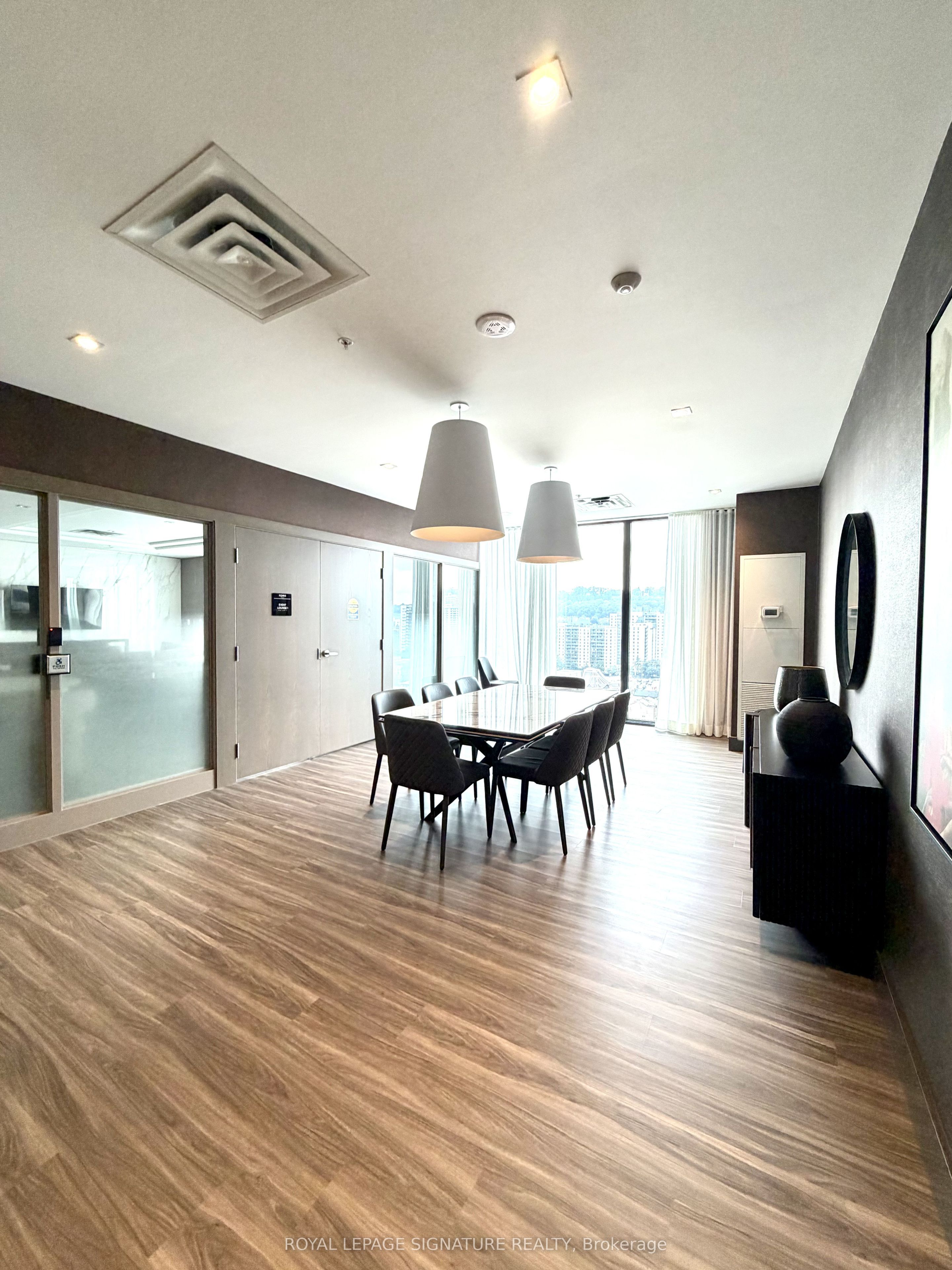 75 James Street 1414 Property Photo 17