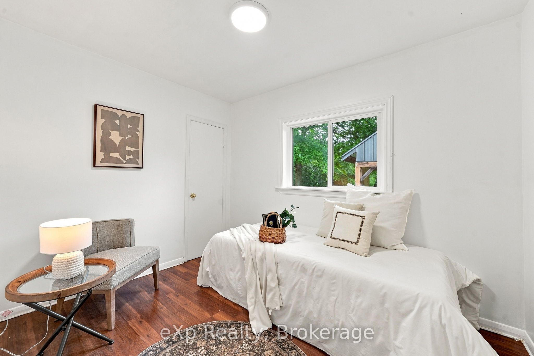 16 Robertson Street Property Photo 15