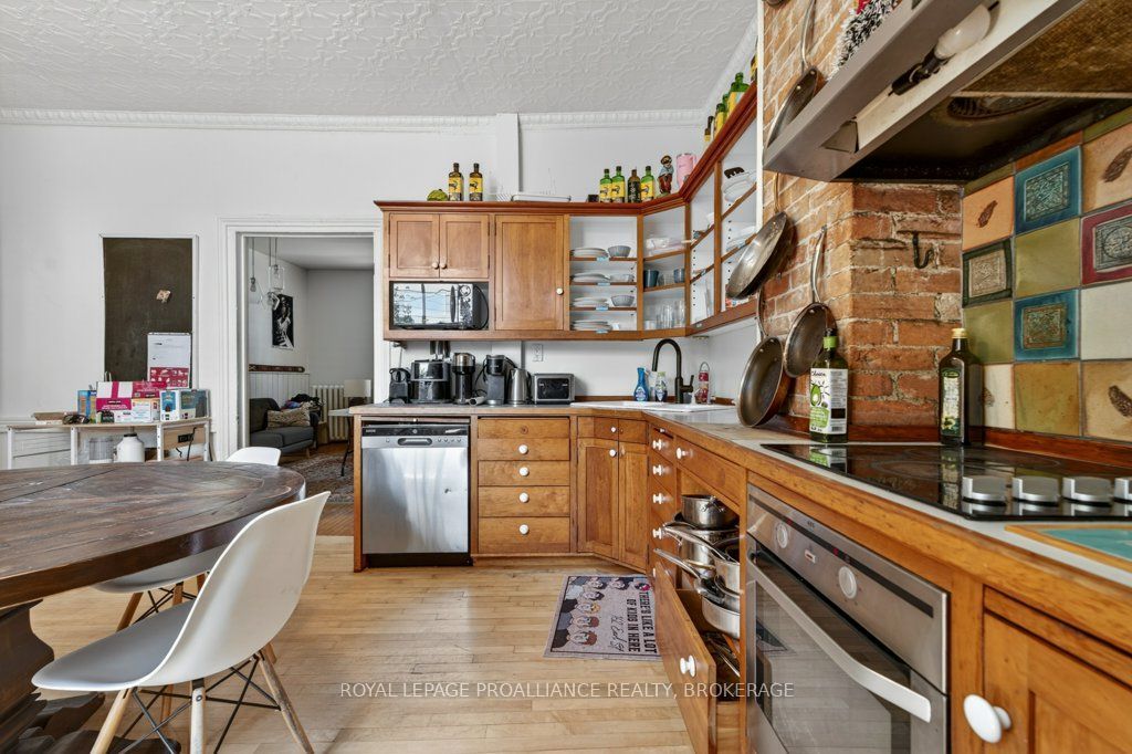162 Earl Street Property Photo 12