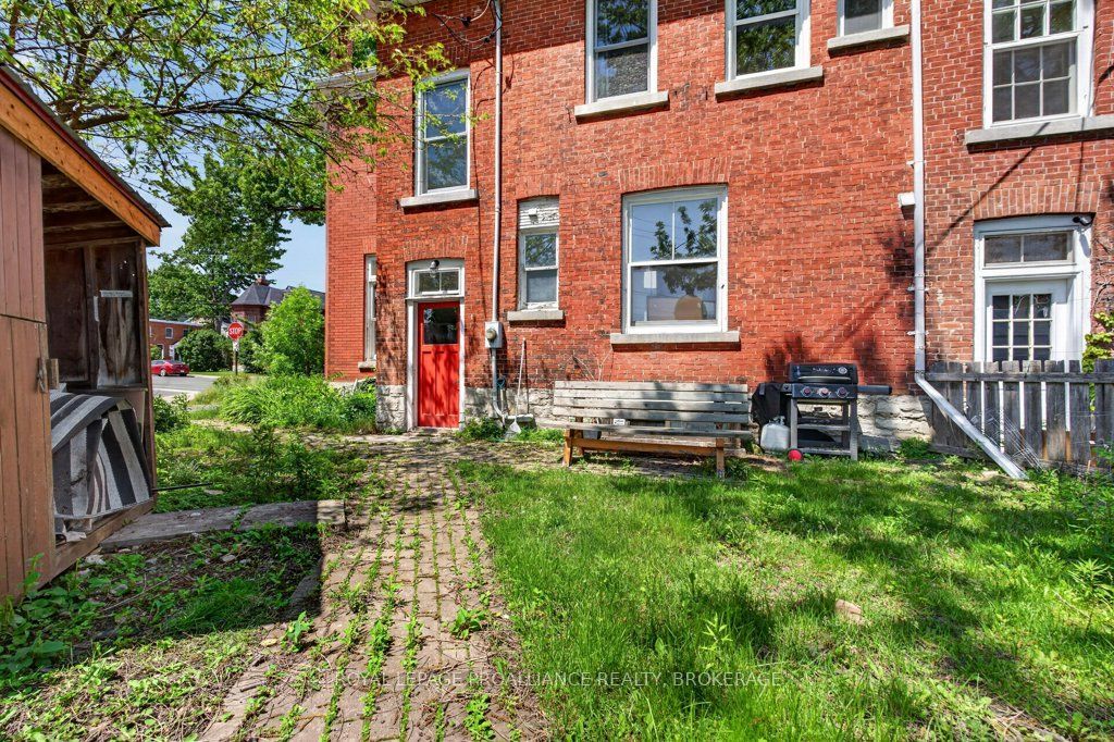 162 Earl Street Property Photo 36