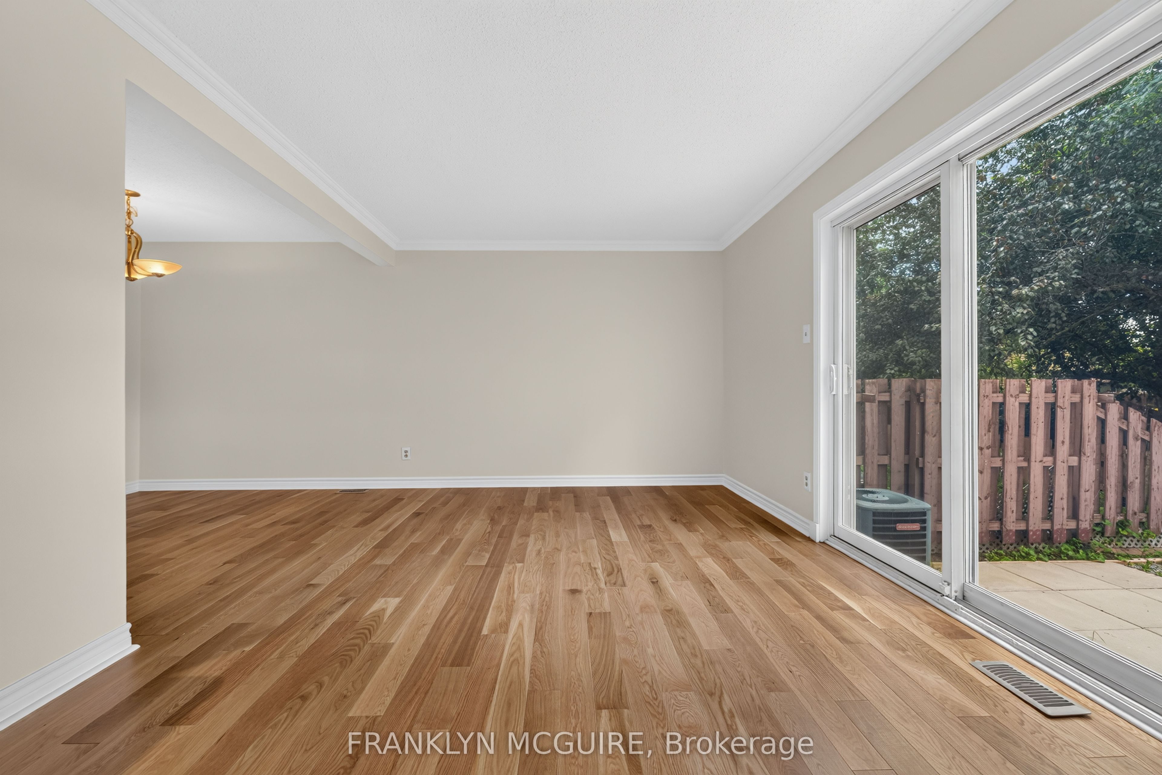 115 W Castlefrank Road W Property Photo 8