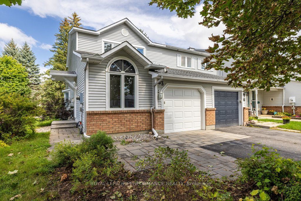 83 Kathleen Crescent Property Photo 3