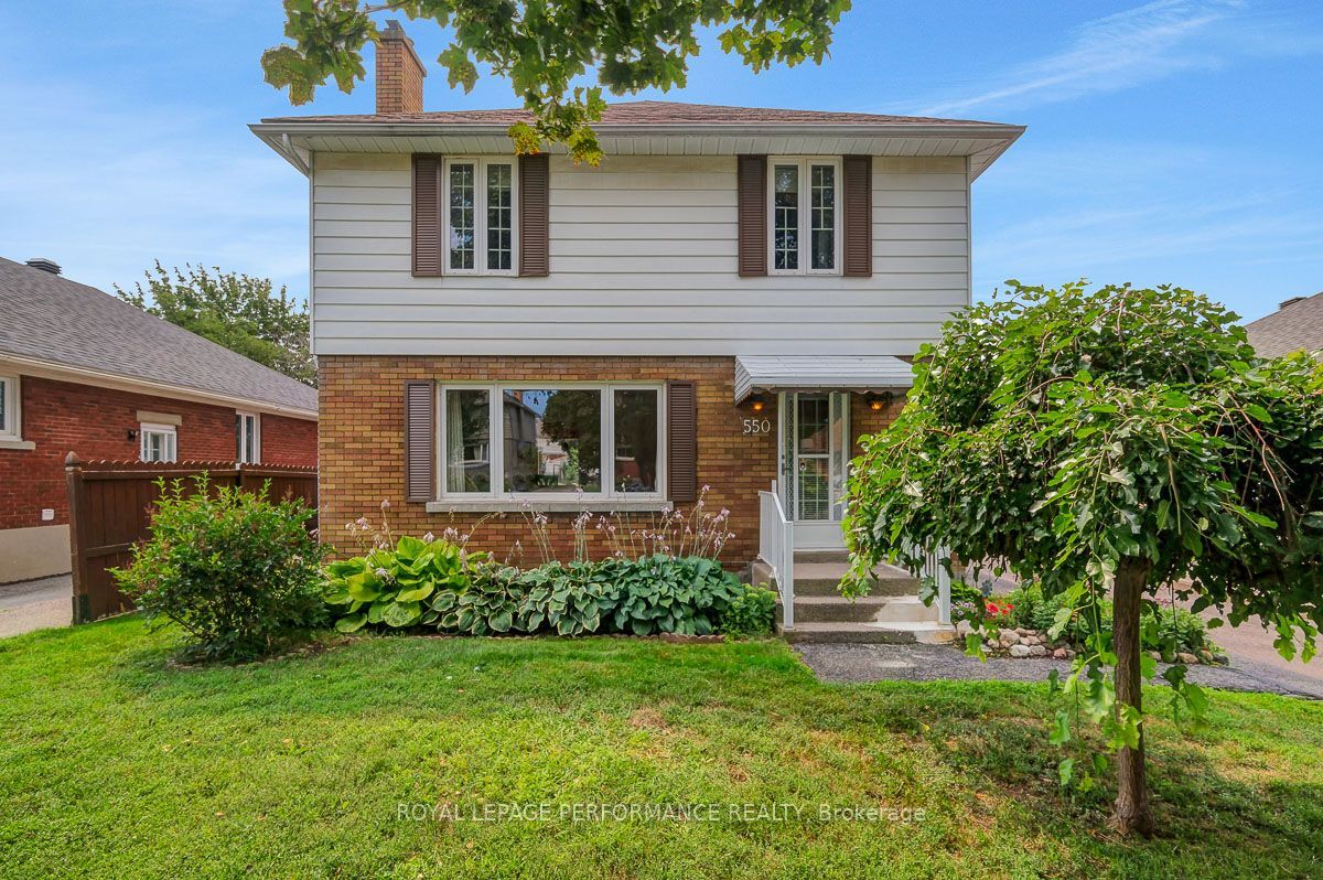 550 Wolffdale Crescent Property Photo 1