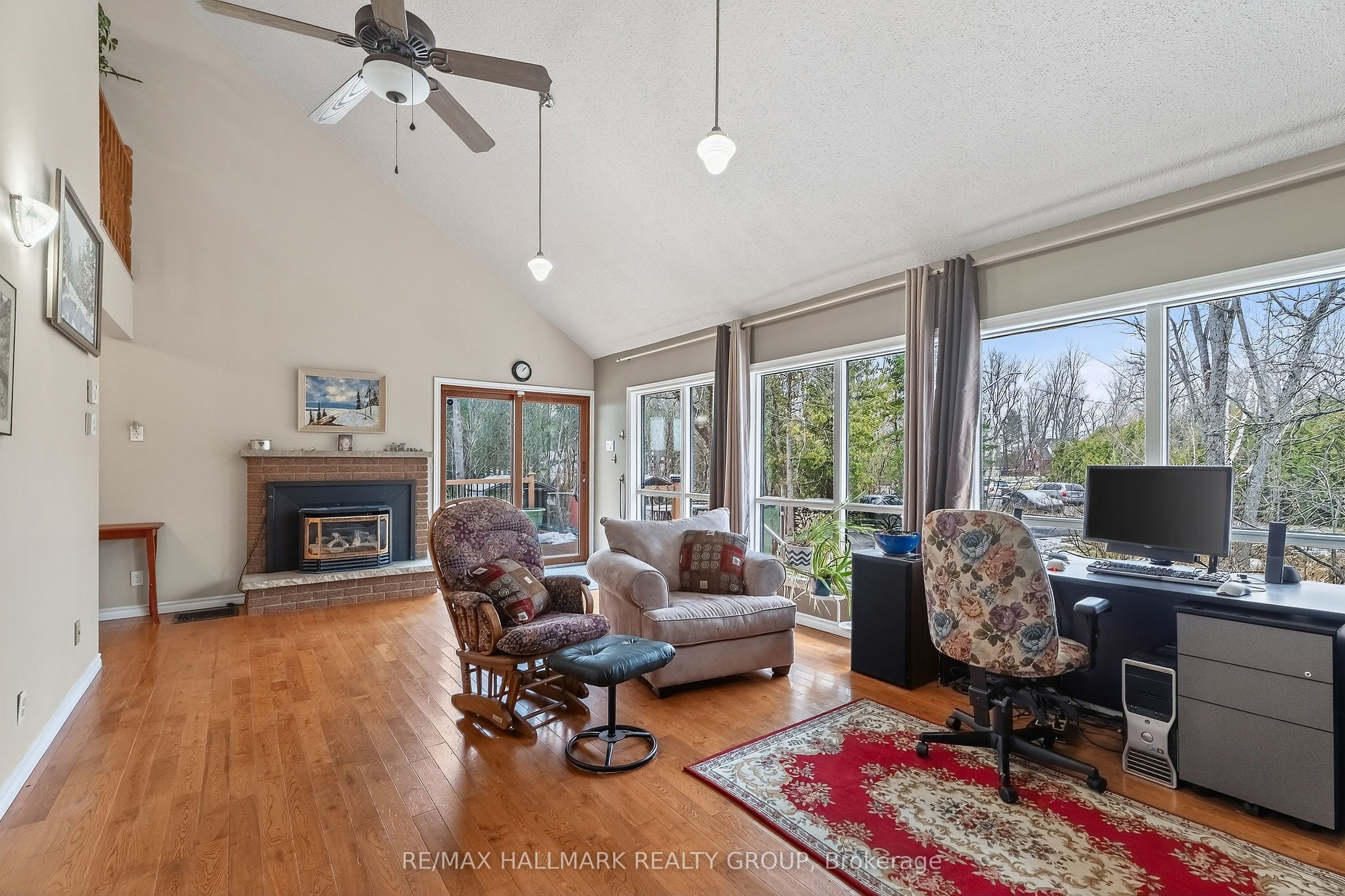 201 Moorhead Drive Property Photo 11