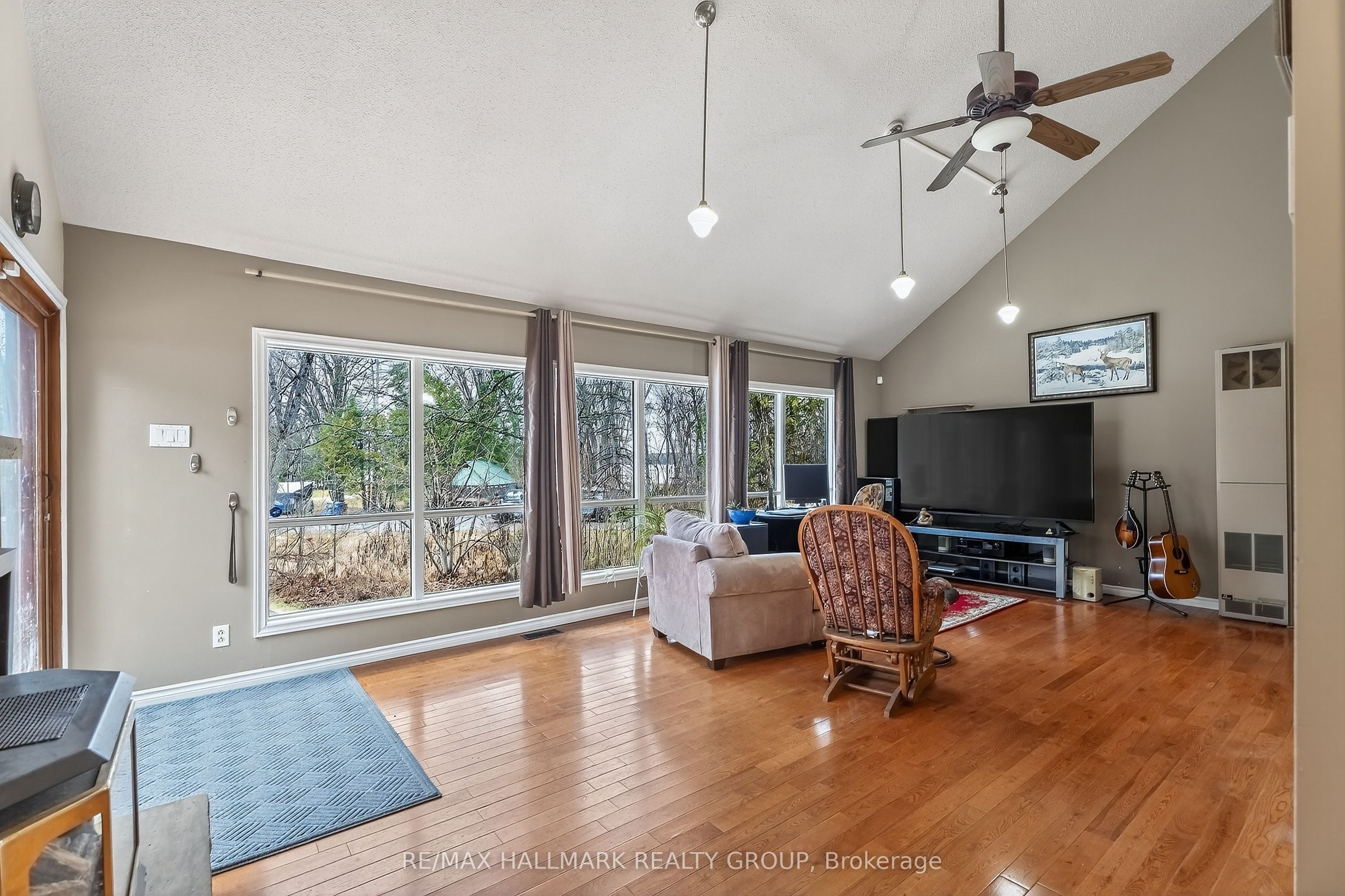201 Moorhead Drive Property Photo 12
