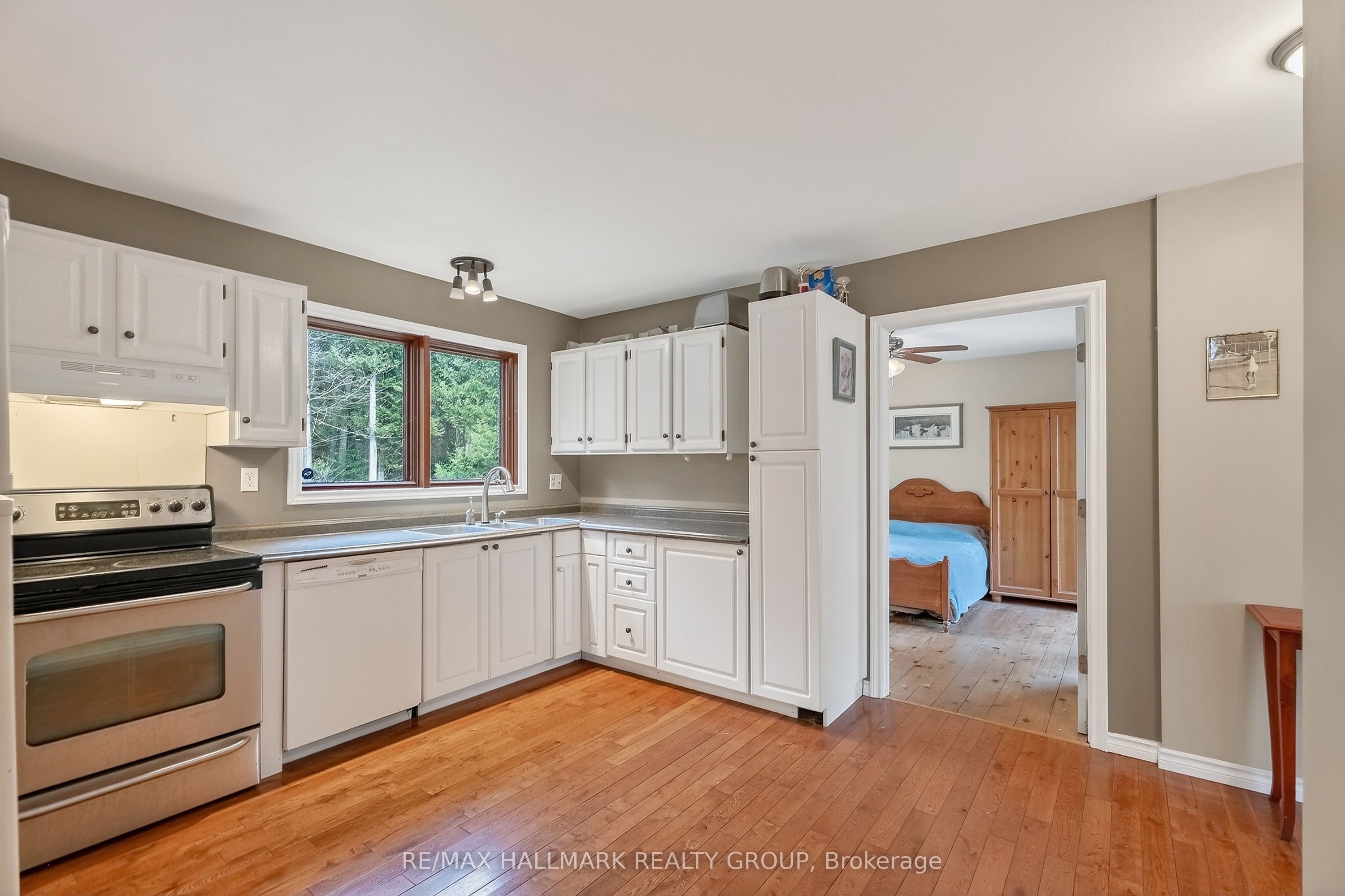 201 Moorhead Drive Property Photo 19