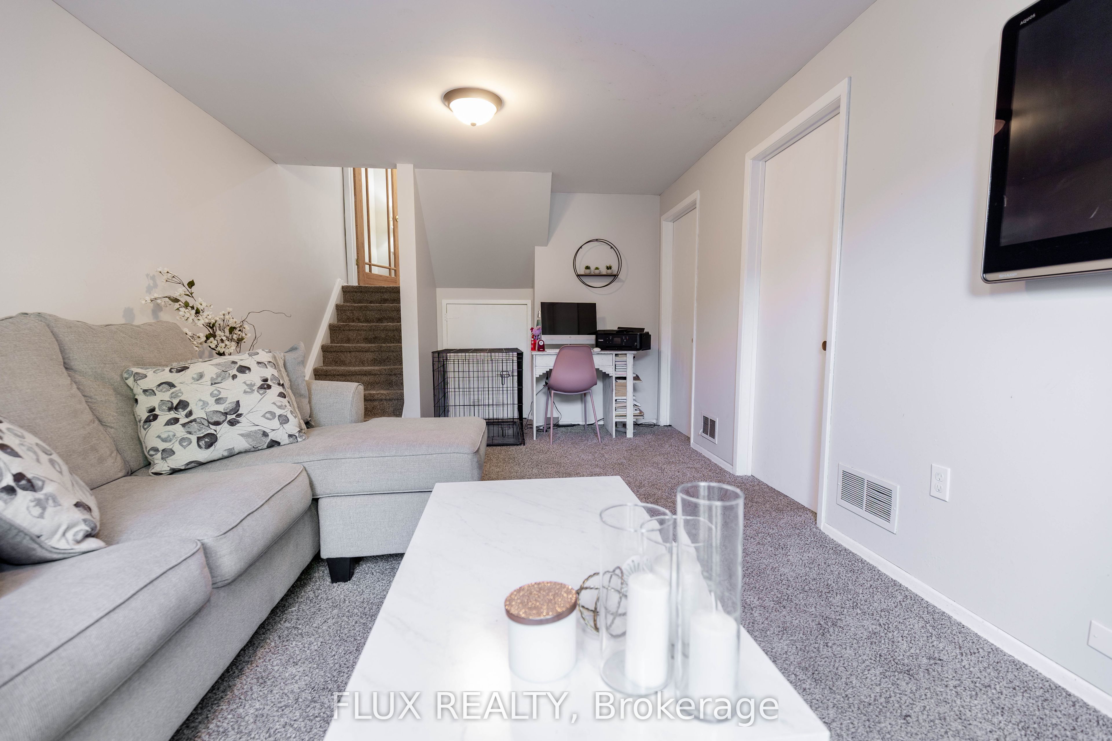 82 Overlea Drive Property Photo 36
