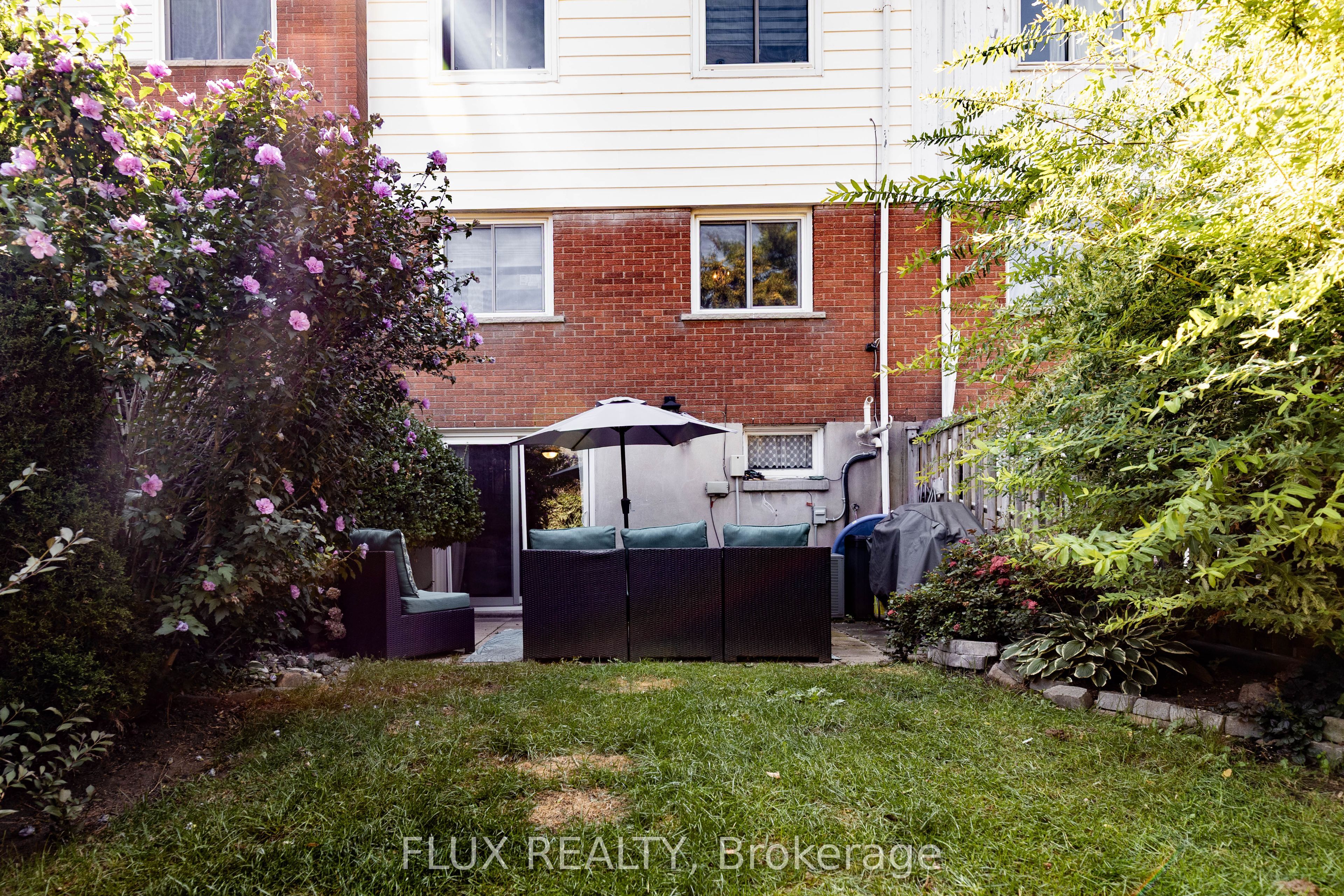 82 Overlea Drive Property Photo 42